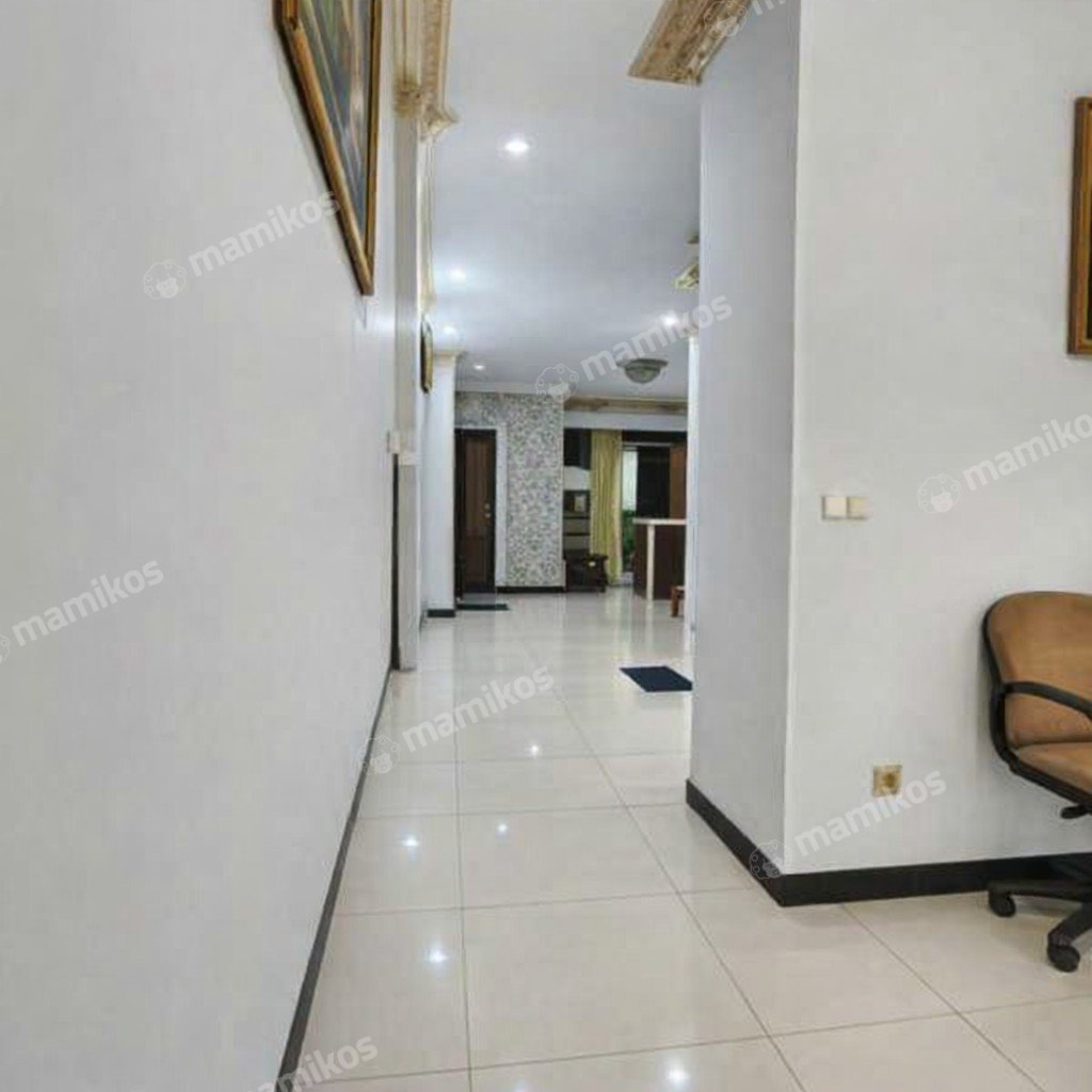 Rumah Sertifikat SHM 4 Kamar Tidur 3 Kamar Mandi Kelapa Gading Jakarta Utara - Photo 5