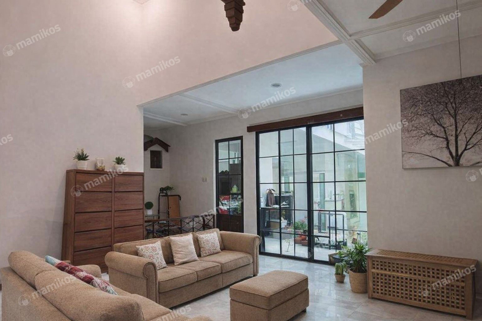 Rumah Sertifikat SHM 4 Kamar Tidur 3 Kamar Mandi Jalan Panjang Jakarta Barat