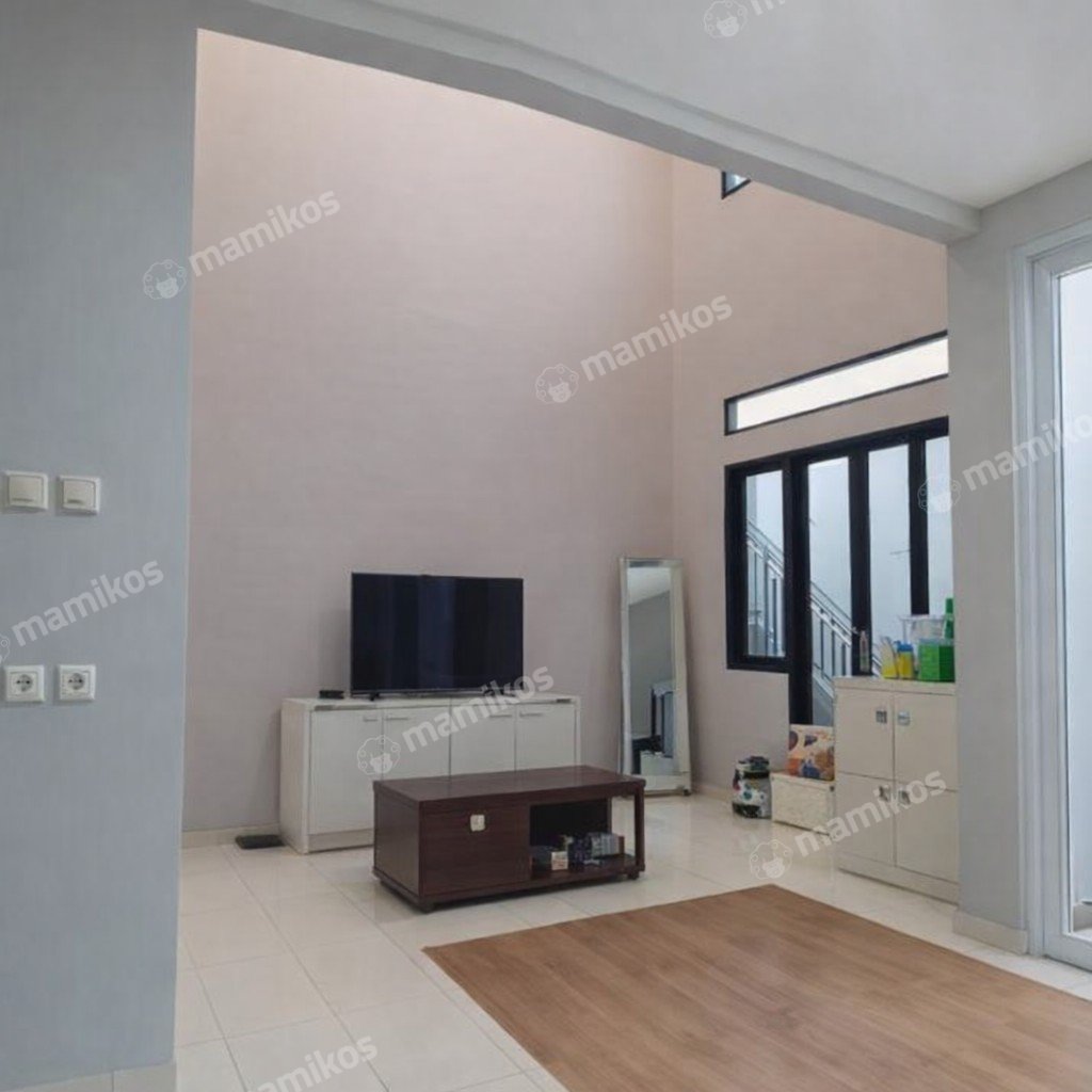 Rumah Sertifikat SHM 4 Kamar Tidur 2 Kamar Mandi Kota Wisata Jakarta Timur - Photo 2