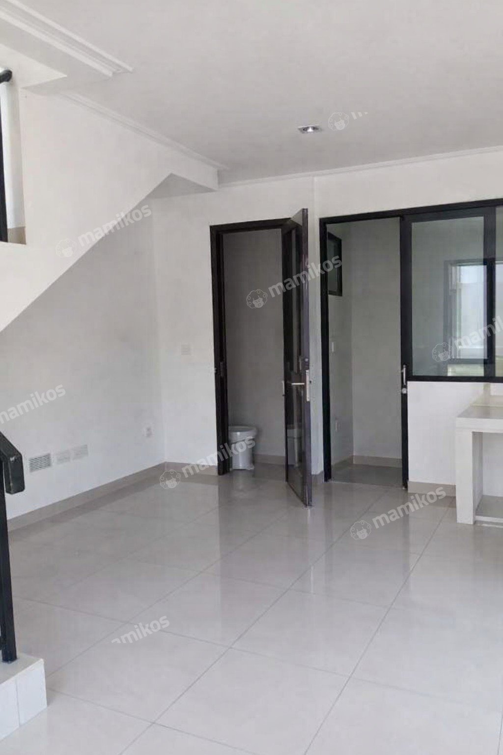 Rumah Sertifikat SHM 2 Kamar Tidur 2 Kamar Mandi Pantai Indah Kapuk Jakarta Utara - Photo 3