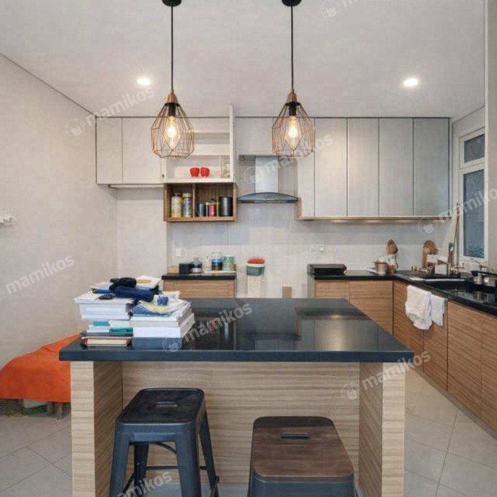 Rumah Sertifikat SHM 3 Kamar Tidur 3 Kamar Mandi Lebak Bulus Jakarta Selatan - Photo 2