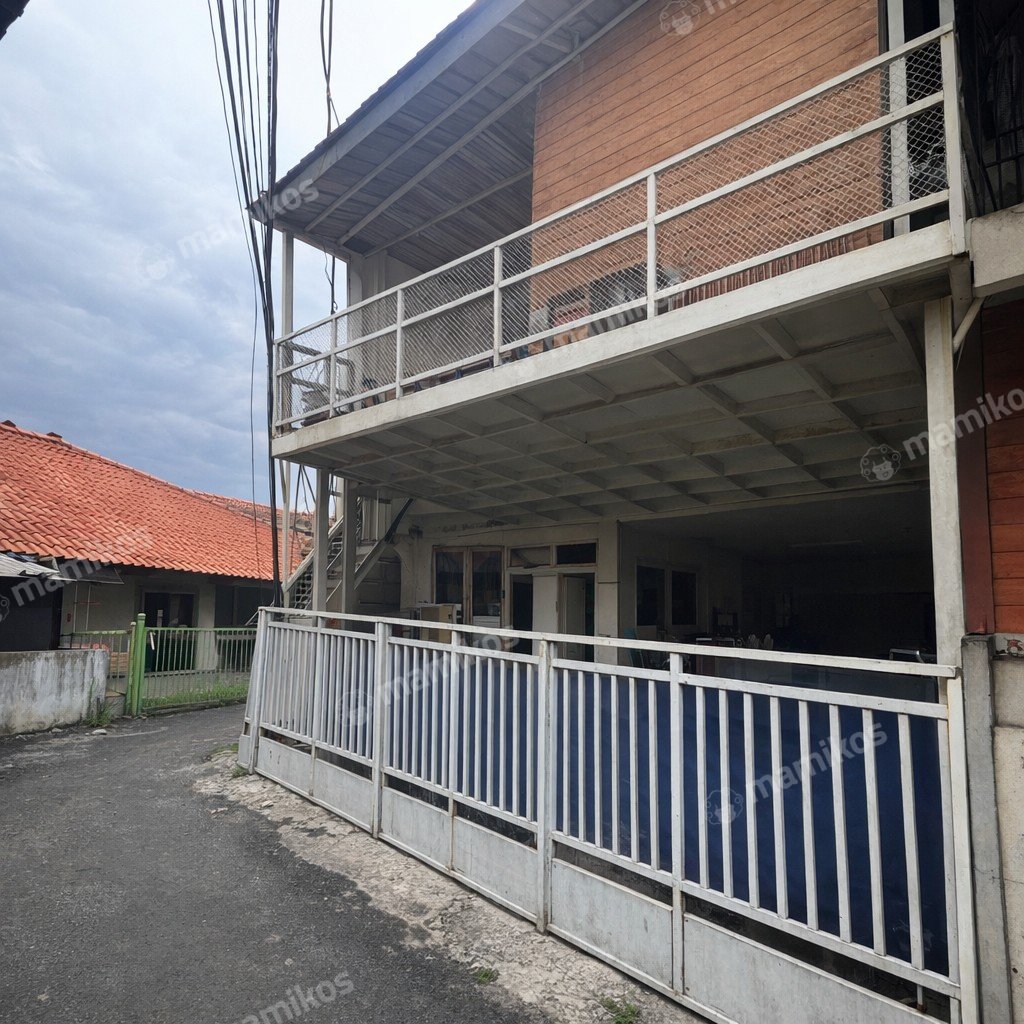 Rumah Sertifikat SHM 5 Kamar Tidur 3 Kamar Mandi Pasar Rebo Jakarta Timur - Photo 2