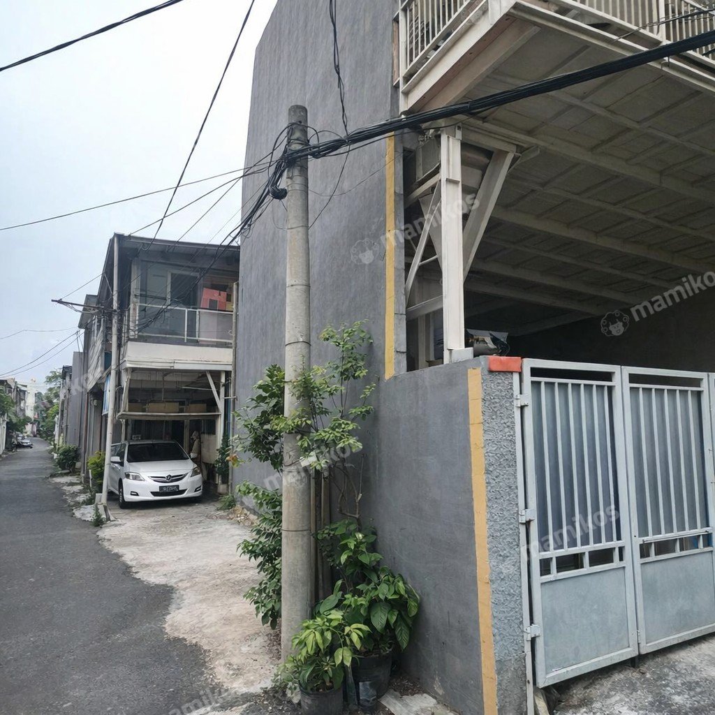 Rumah Sertifikat SHM 5 Kamar Tidur 3 Kamar Mandi Pasar Rebo Jakarta Timur - Photo 3