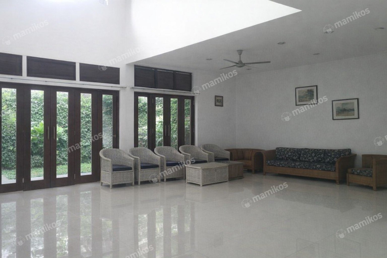 Rumah Sertifikat SHM 4 Kamar Tidur 3 Kamar Mandi Kayu Putih Jakarta Timur - Photo 3