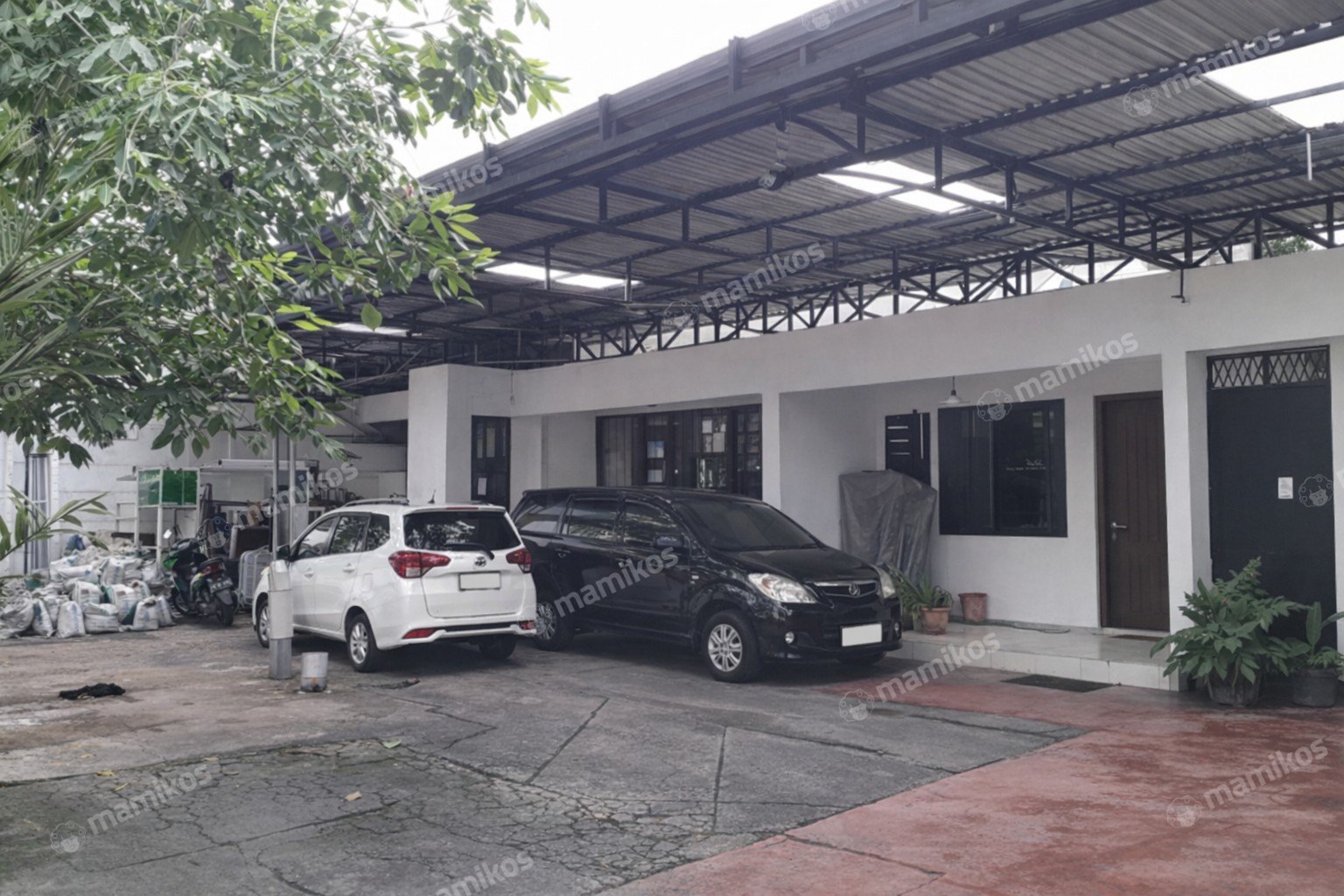Rumah Sertifikat SHM 5 Kamar Tidur 1 Kamar Mandi Kedoya Jakarta Barat
