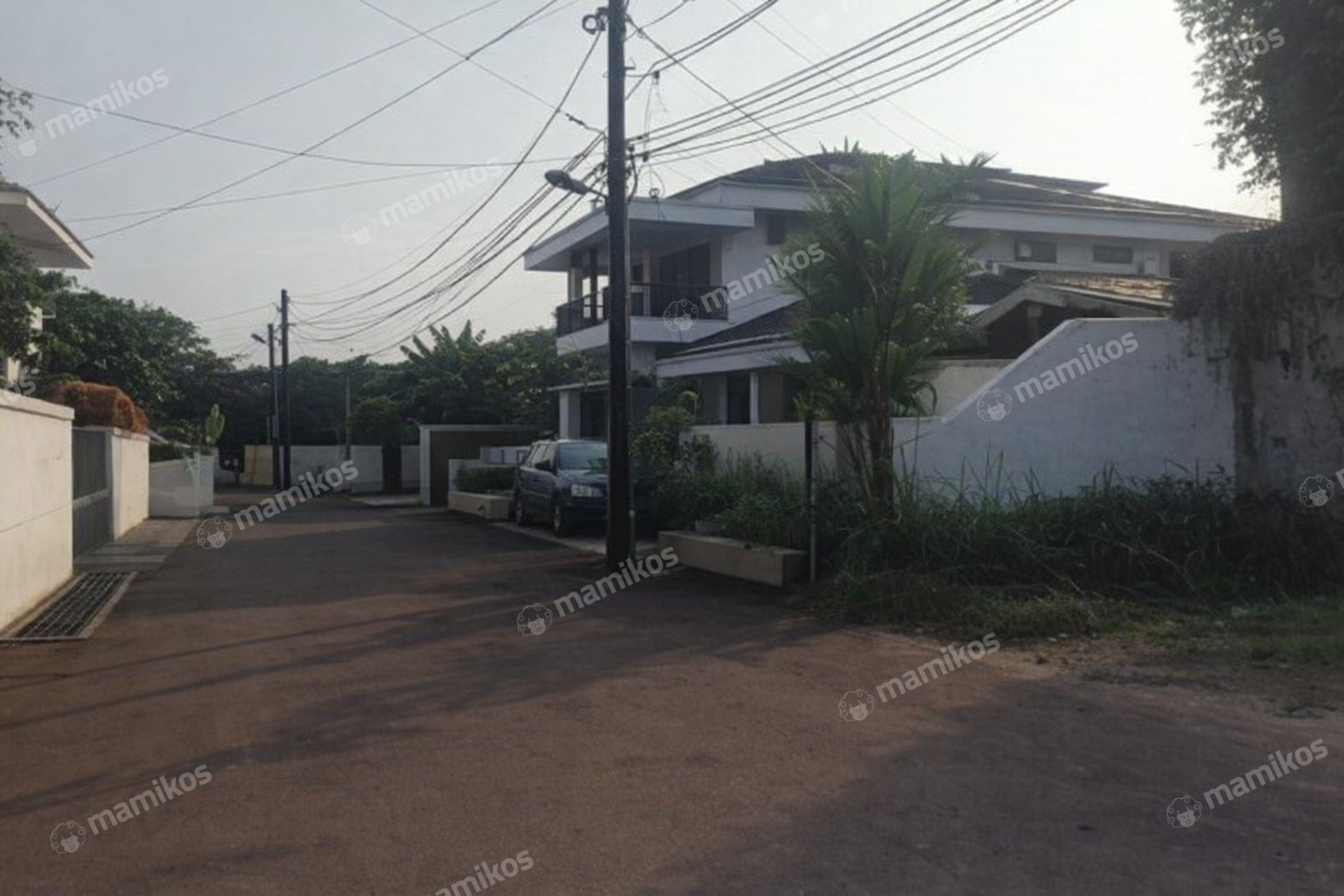 Rumah Sertifikat SHM 6 Kamar Tidur 5 Kamar Mandi Kemang Jakarta Selatan - Photo 2
