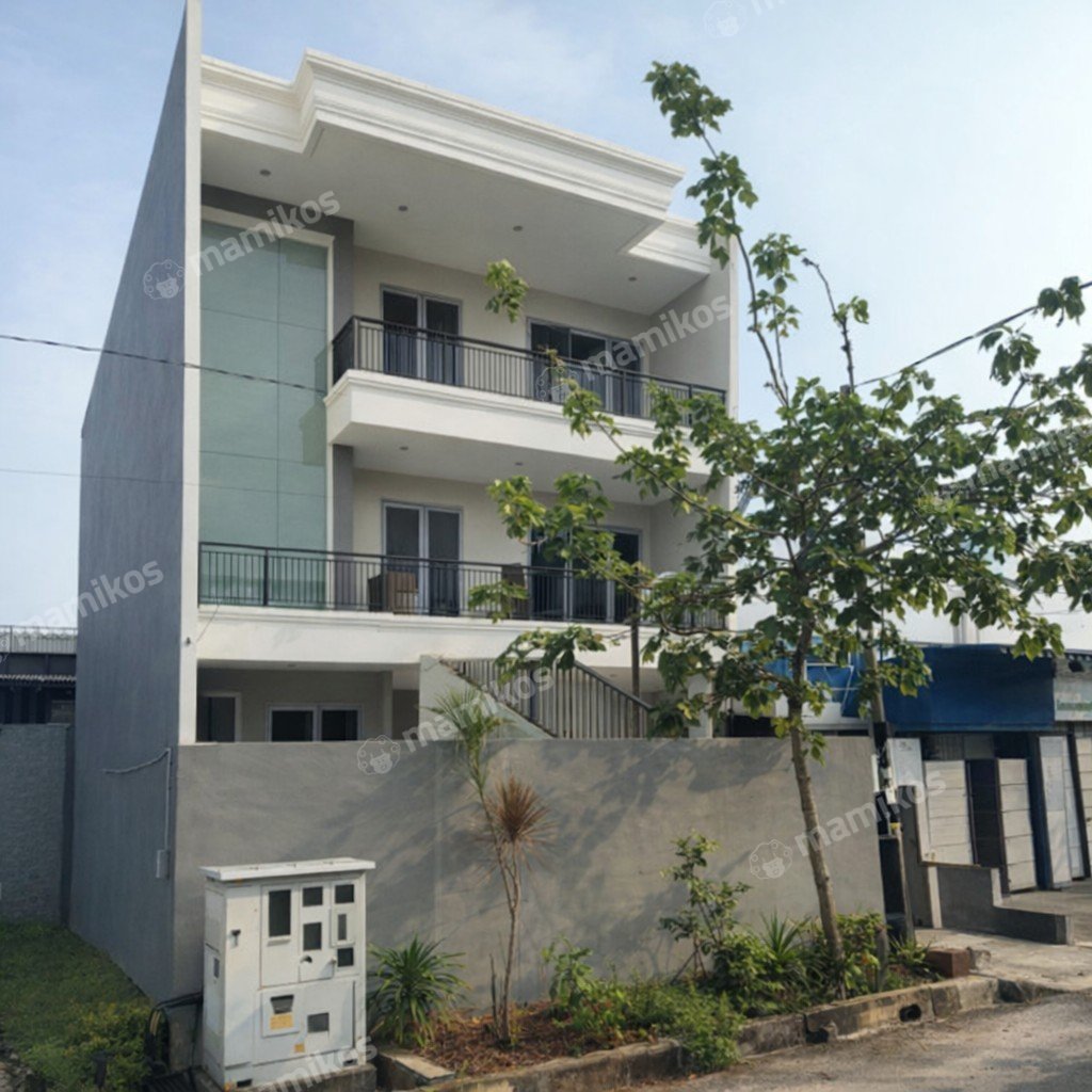 Rumah Sertifikat SHM 6 Kamar Tidur 4 Kamar Mandi Taman Grisenda Jakarta Utara - Photo 2