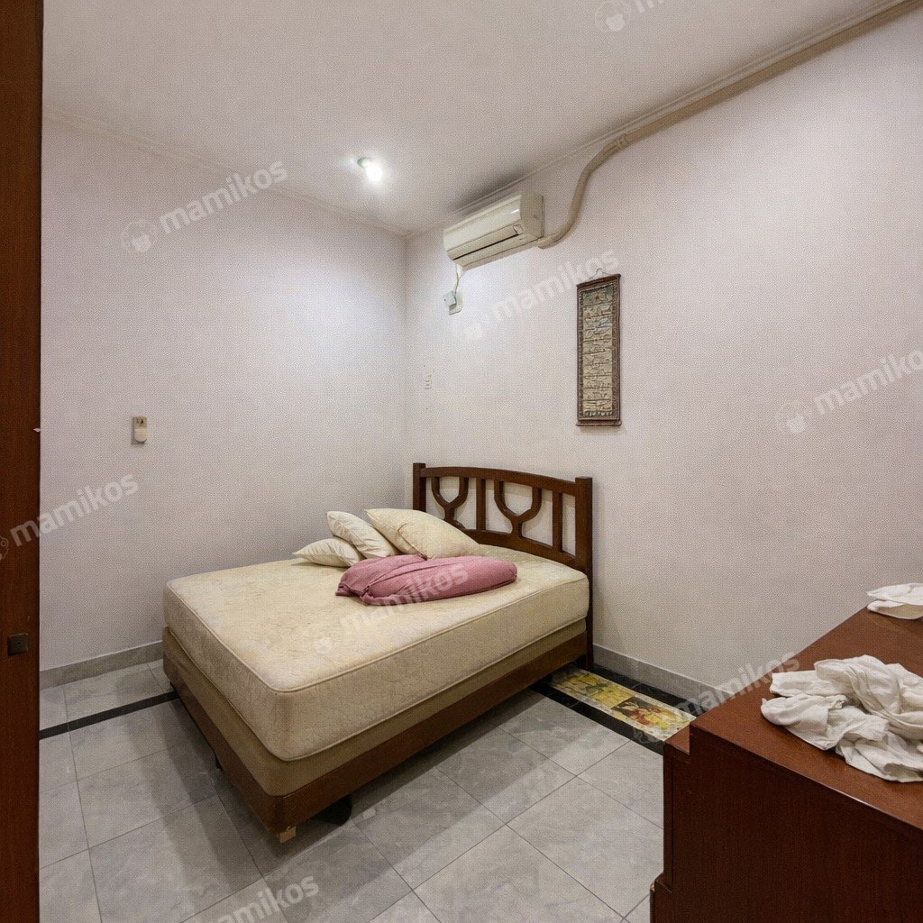 Rumah Sertifikat SHM 3 Kamar Tidur 3 Kamar Mandi Bangka Jakarta Selatan - Photo 4
