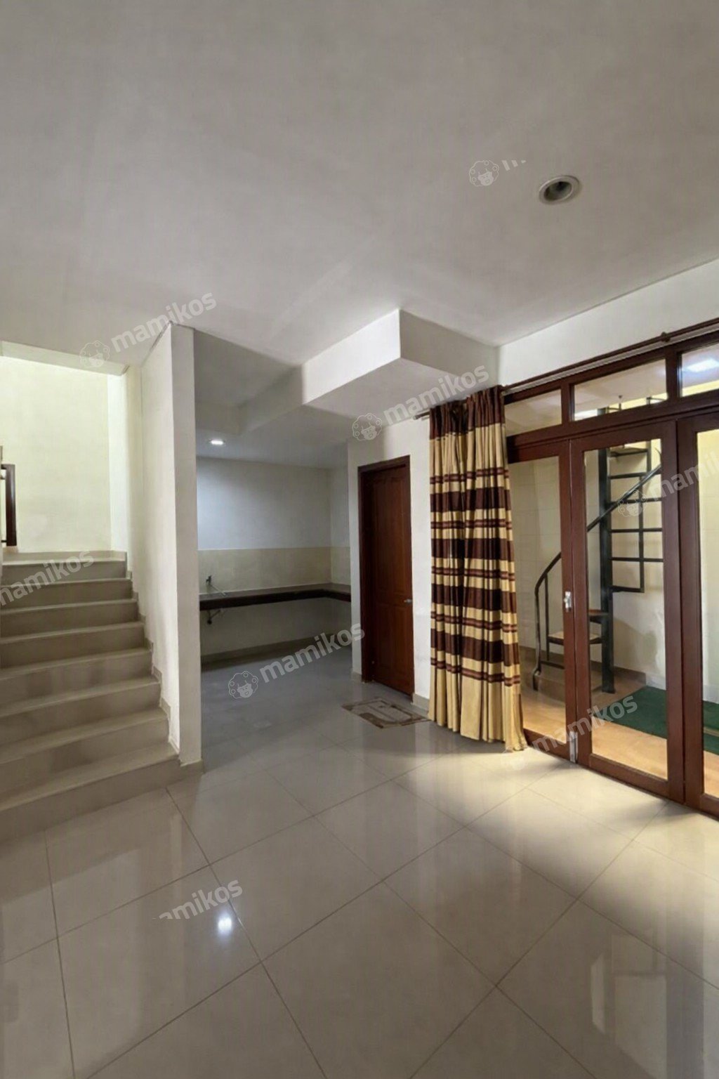 Rumah Sertifikat SHM 5 Kamar Tidur 4 Kamar Mandi Kelapa Gading Jakarta Utara - Photo 4