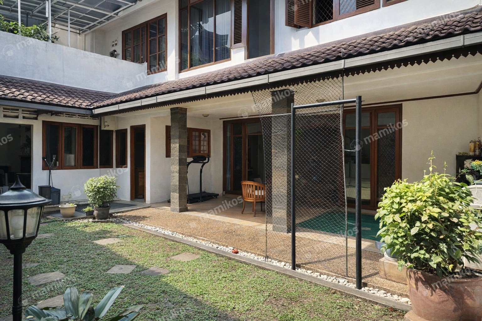 Rumah Sertifikat SHM 4 Kamar Tidur 4 Kamar Mandi Lebak Bulus Jakarta Selatan
