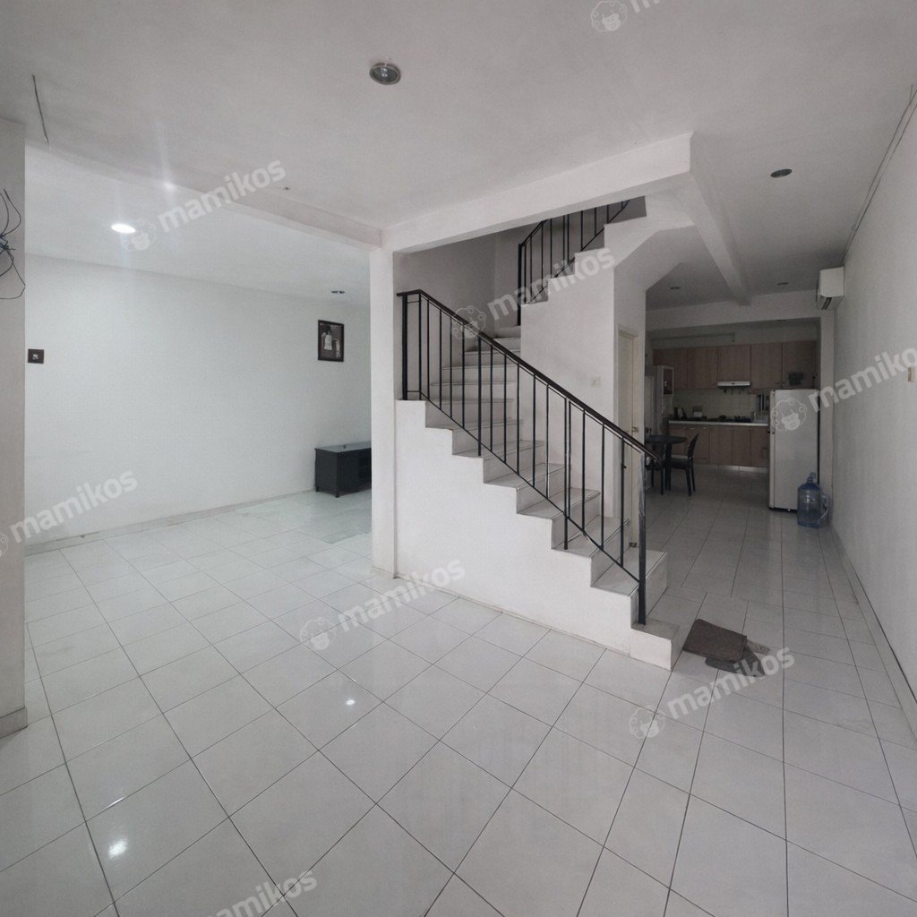 Rumah Sertifikat SHM 4 Kamar Tidur 2 Kamar Mandi Taman Palem Jakarta Barat - Photo 4