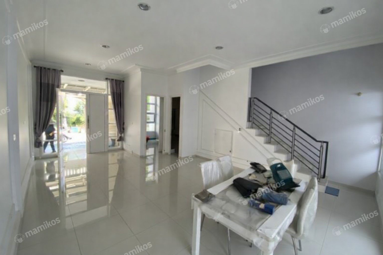 Rumah Sertifikat SHM 4 Kamar Tidur 3 Kamar Mandi Kelapa Gading Jakarta Utara - Photo 3