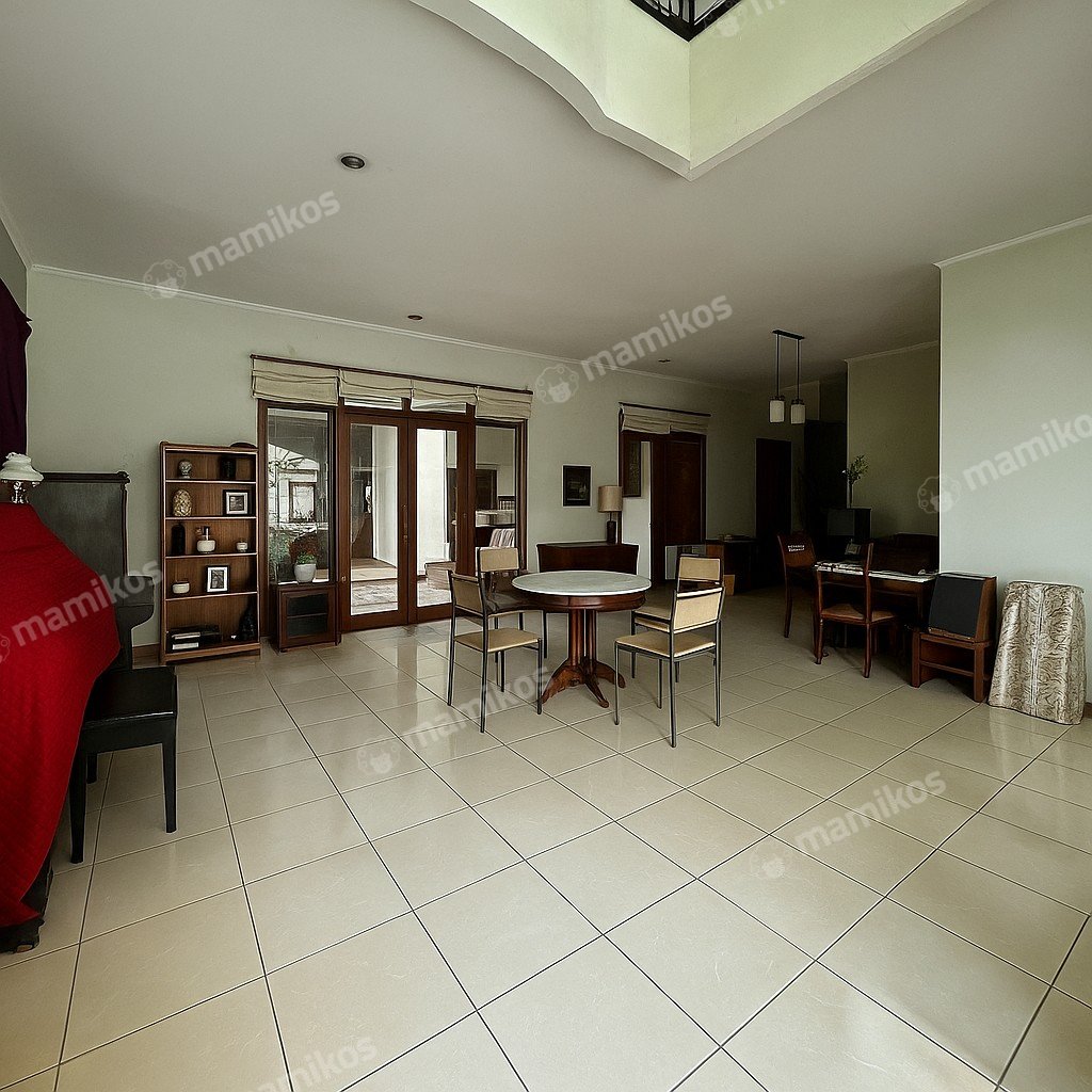 Rumah Sertifikat SHM 6 Kamar Tidur 6 Kamar Mandi Pulomas Jakarta Timur - Photo 4