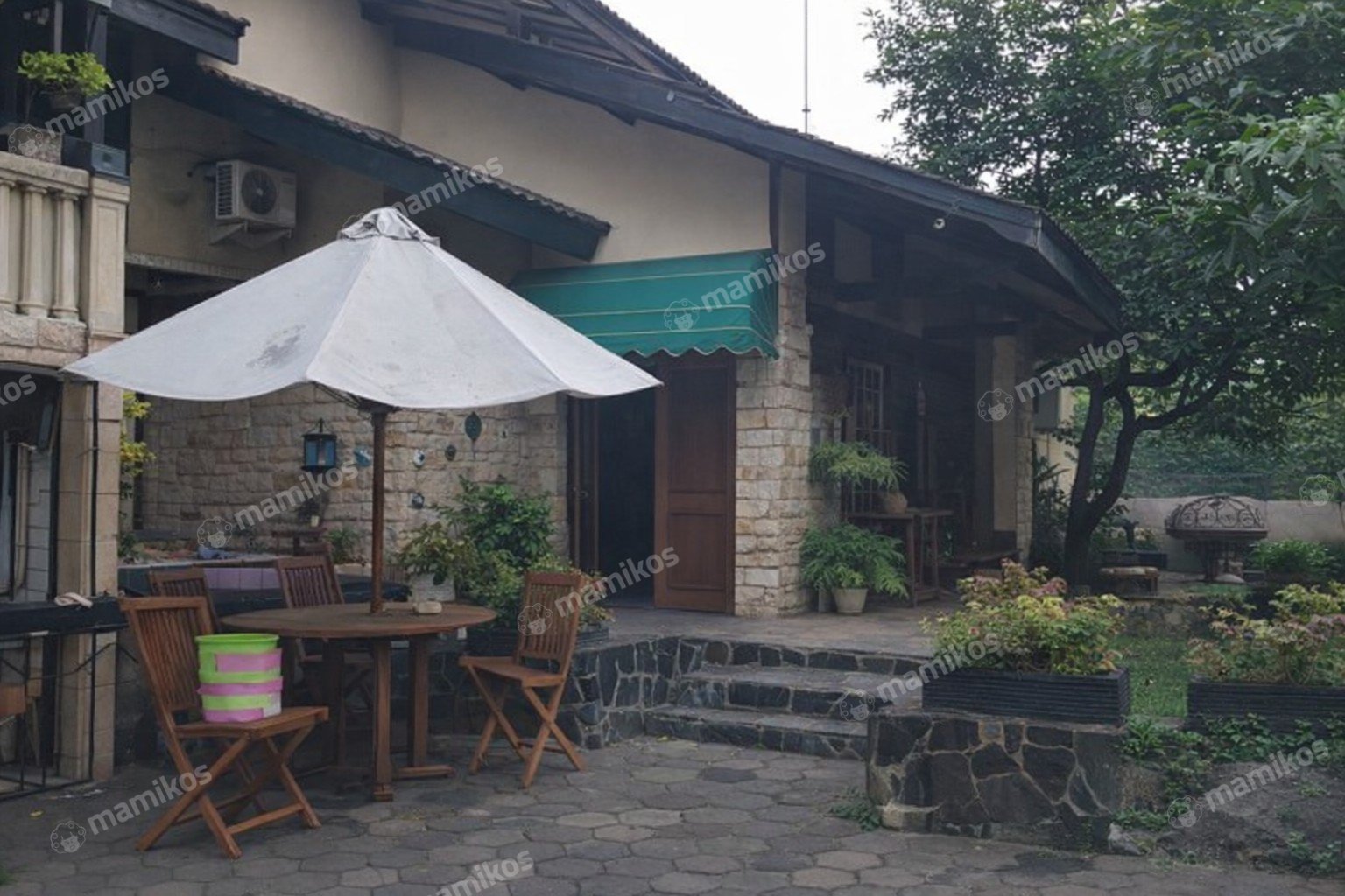 Rumah Sertifikat SHM 5 Kamar Tidur 5 Kamar Mandi Ciganjur Jakarta Selatan
