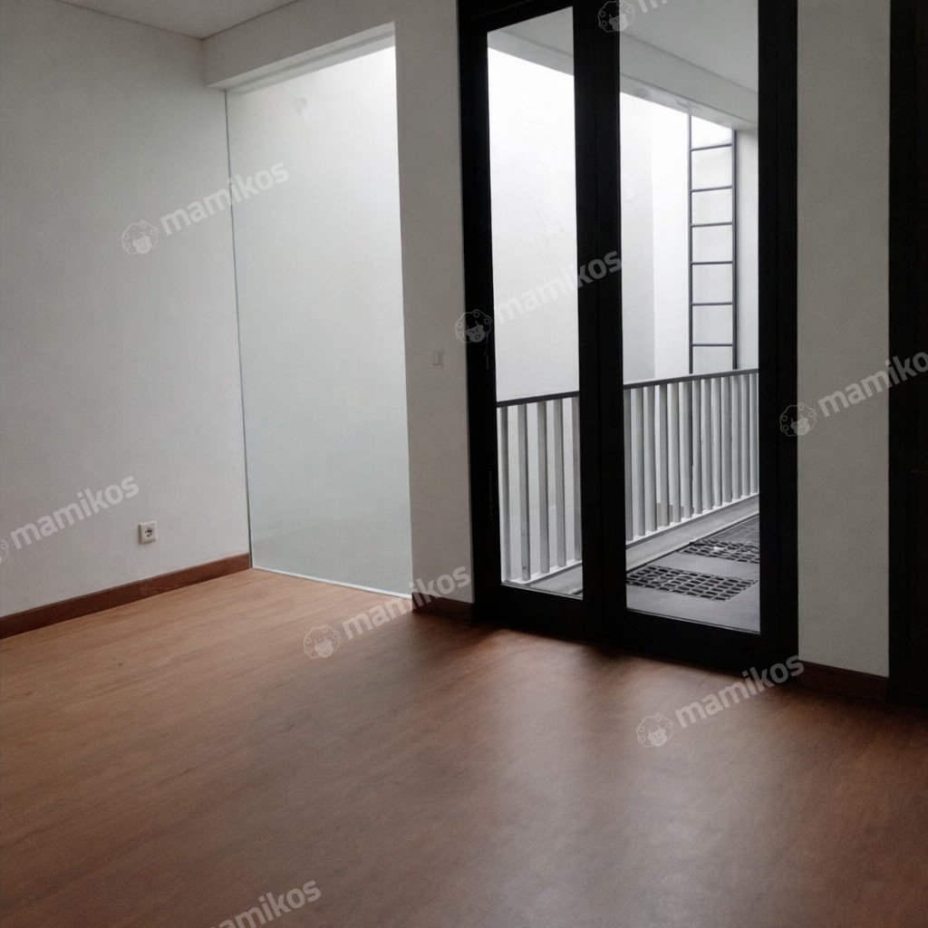 Rumah Sertifikat SHM 3 Kamar Tidur 3 Kamar Mandi Cipete Jakarta Selatan - Photo 4