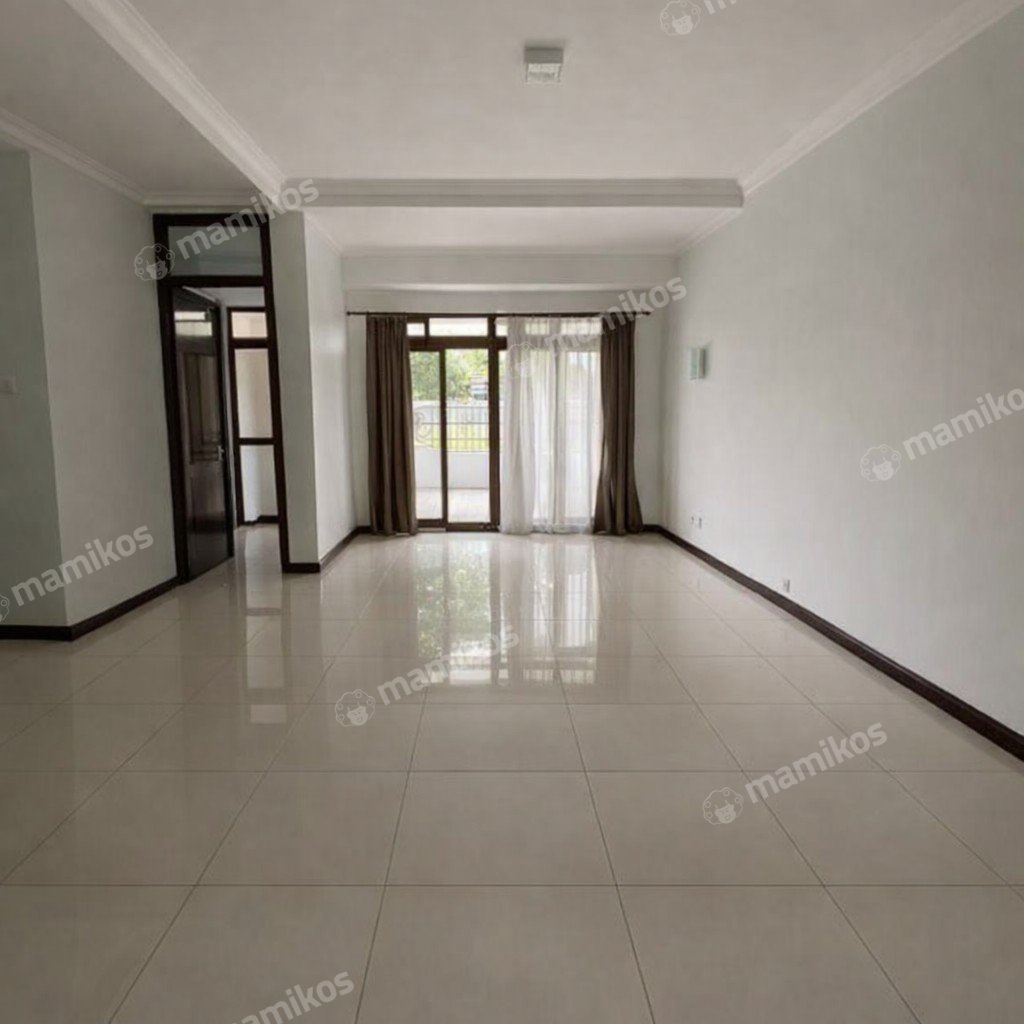 Rumah Sertifikat SHM 4 Kamar Tidur 4 Kamar Mandi Rawamangun Jakarta Timur - Photo 4