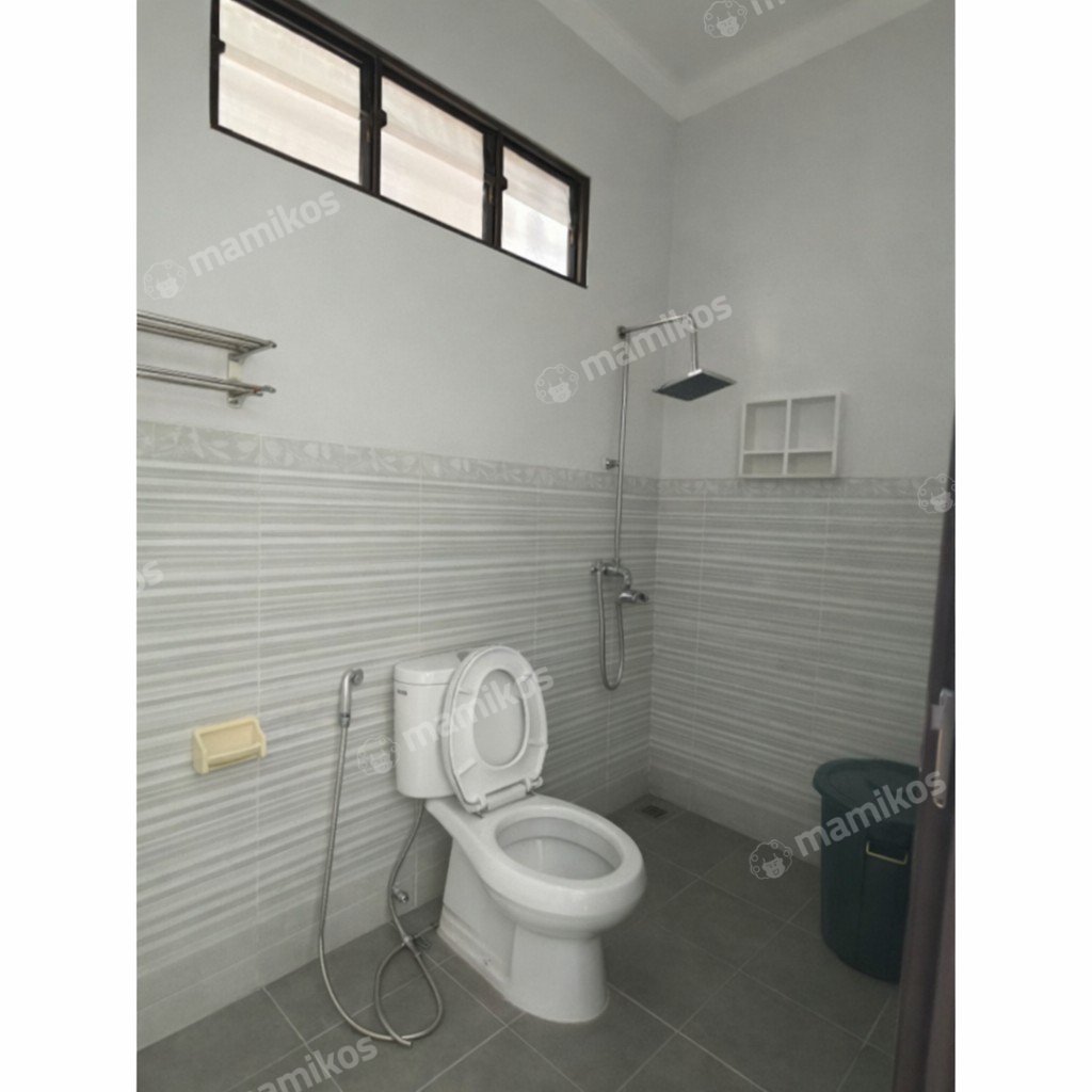 Rumah Sertifikat SHM 4 Kamar Tidur 4 Kamar Mandi Rawamangun Jakarta Timur - Photo 5