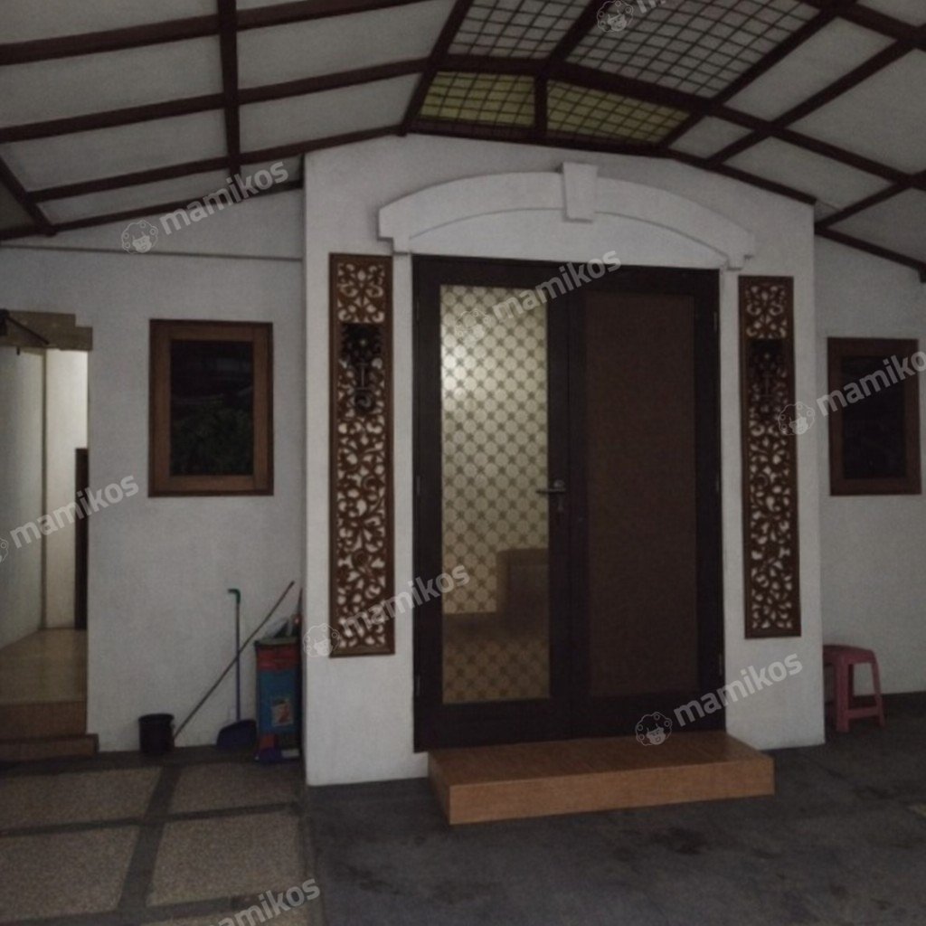 Rumah Sertifikat SHM 3 Kamar Tidur 2 Kamar Mandi Raffles Hills Jakarta Timur - Photo 2