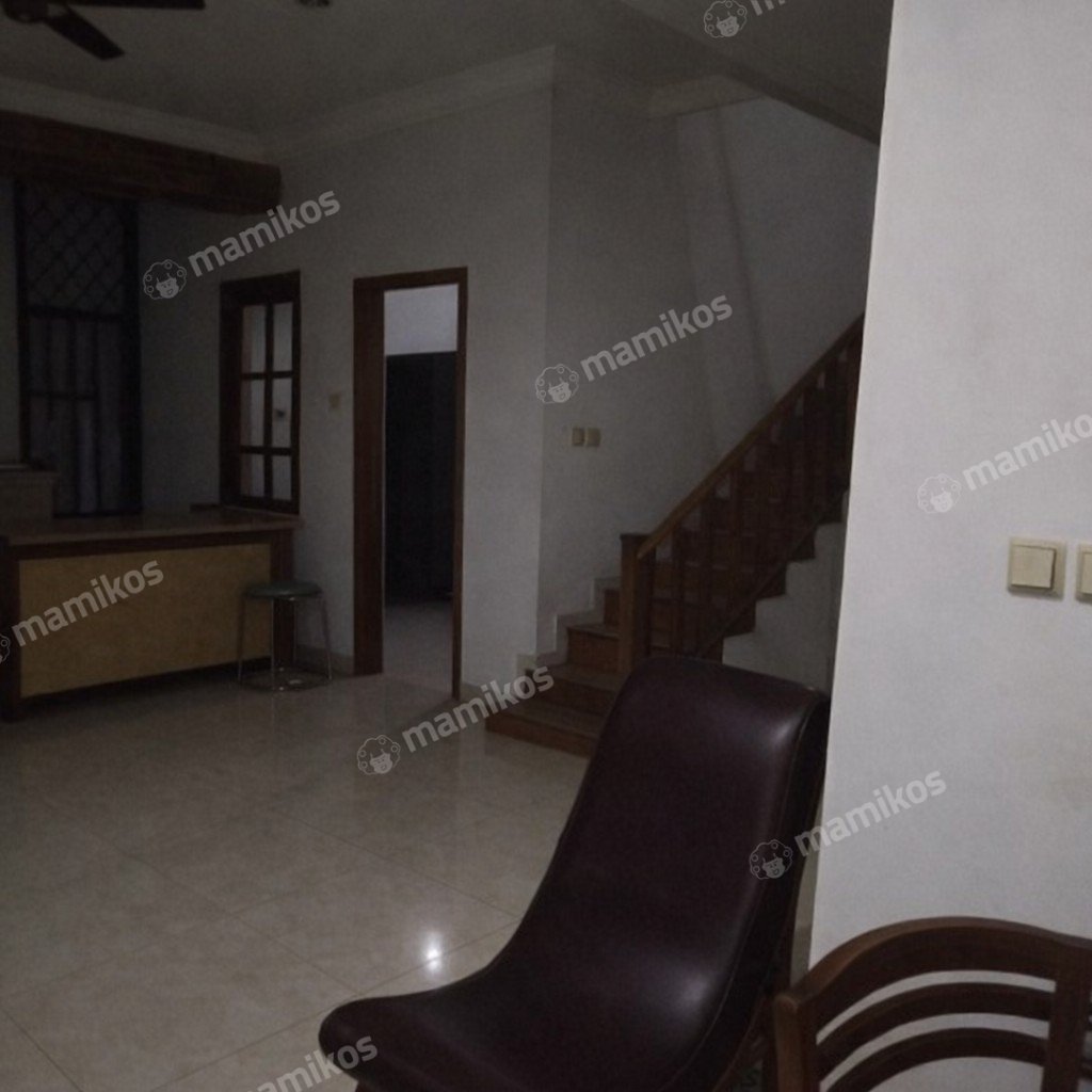 Rumah Sertifikat SHM 3 Kamar Tidur 2 Kamar Mandi Raffles Hills Jakarta Timur - Photo 5