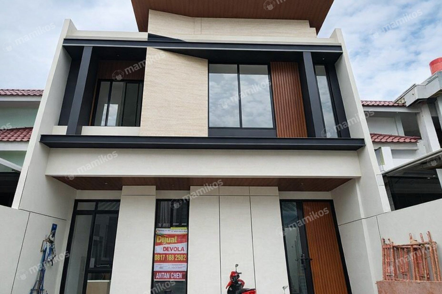 Rumah Sertifikat SHM 4 Kamar Tidur 3 Kamar Mandi Metland Puri Jakarta Barat
