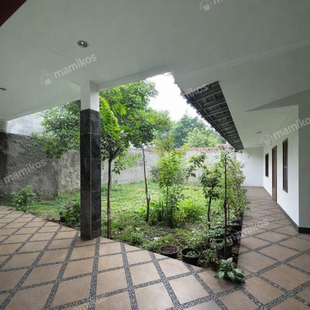 Rumah Sertifikat SHM 4 Kamar Tidur 2 Kamar Mandi Jalan Panjang Jakarta Barat - Photo 3