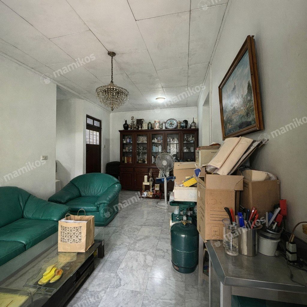 Rumah Sertifikat SHM 4 Kamar Tidur 3 Kamar Mandi Kebon Jeruk Jakarta Barat - Photo 2