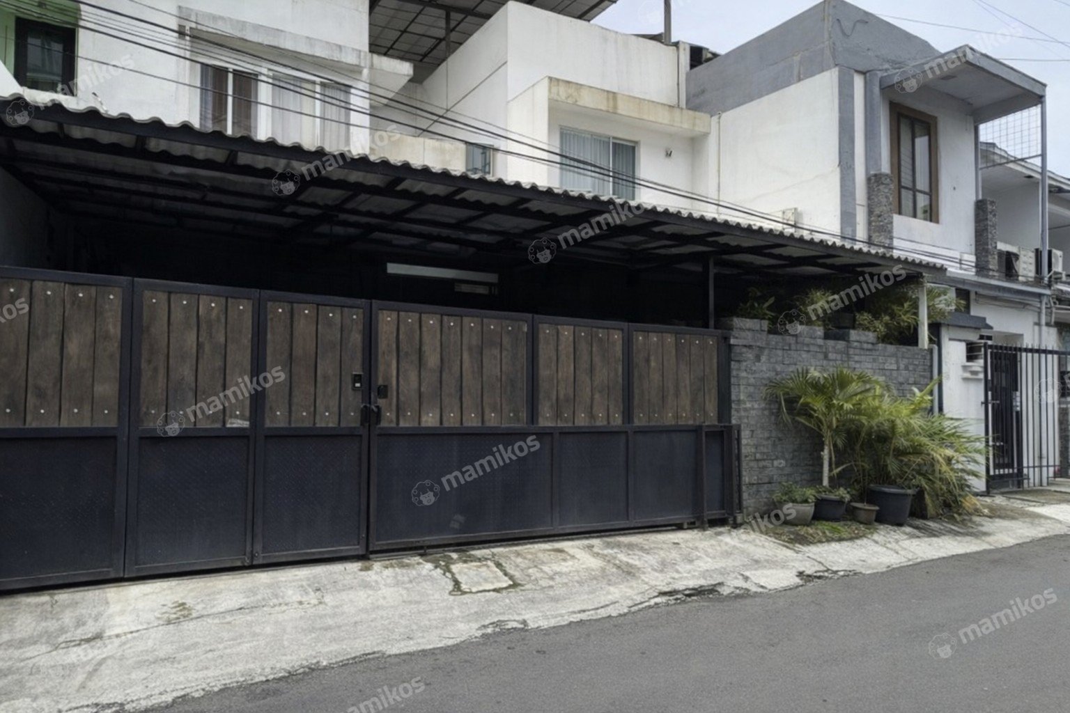 Rumah Sertifikat SHM 4 Kamar Tidur 2 Kamar Mandi Tebet Jakarta Selatan