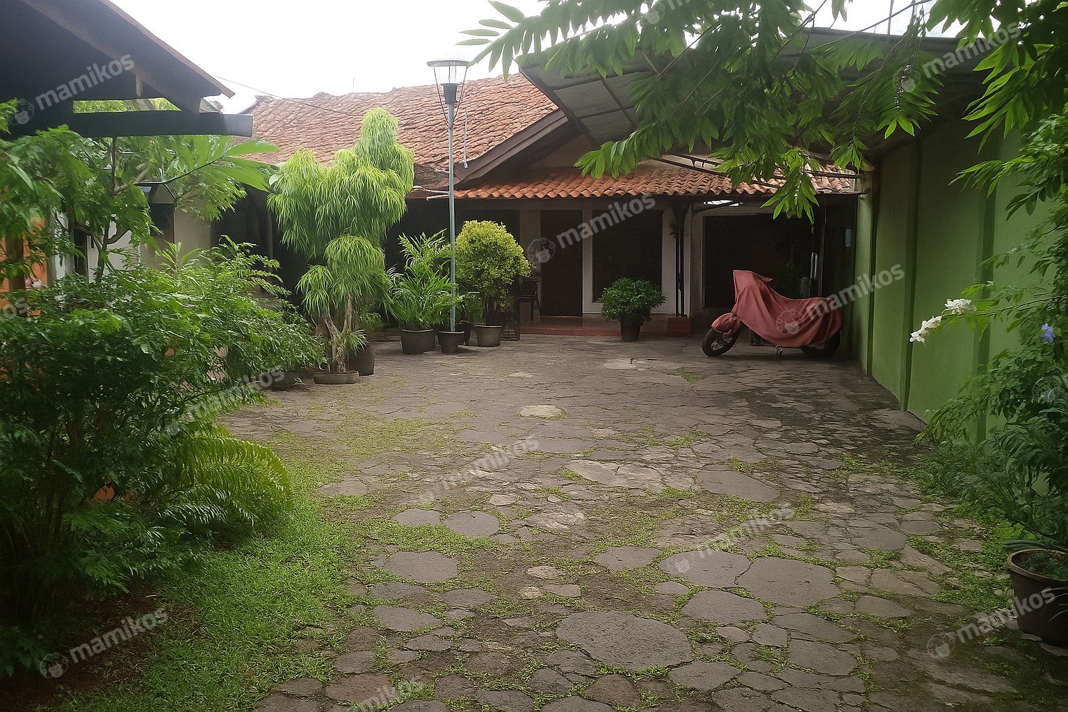 Rumah Sertifikat SHM 4 Kamar Tidur 3 Kamar Mandi Cilandak Jakarta Selatan