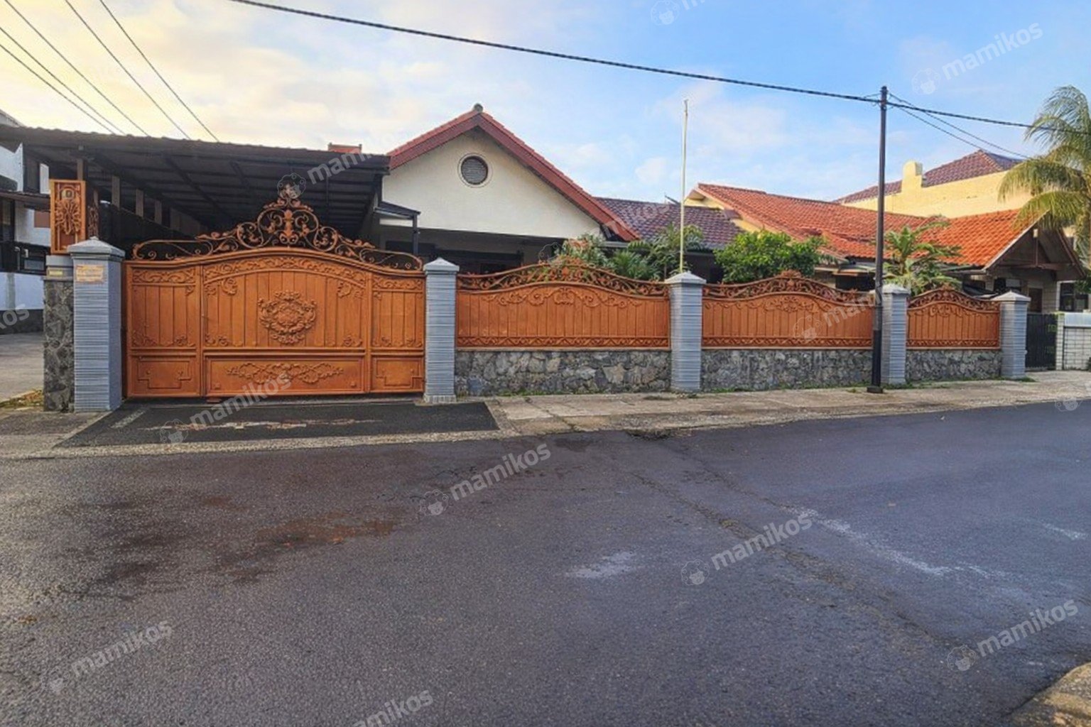 Rumah Sertifikat SHM 4 Kamar Tidur 5 Kamar Mandi Cipinang Jakarta Timur