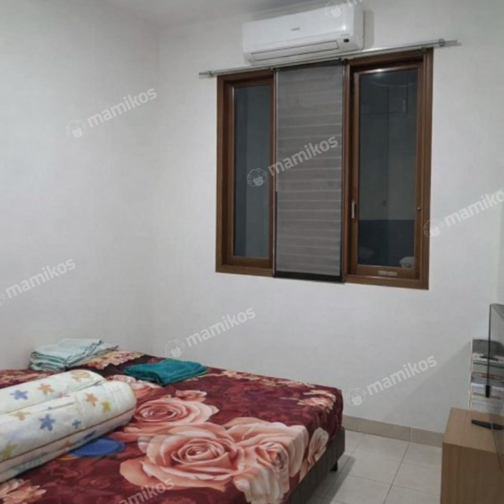 Rumah Sertifikat SHM 4 Kamar Tidur 2 Kamar Mandi Kembangan Jakarta Barat - Photo 5