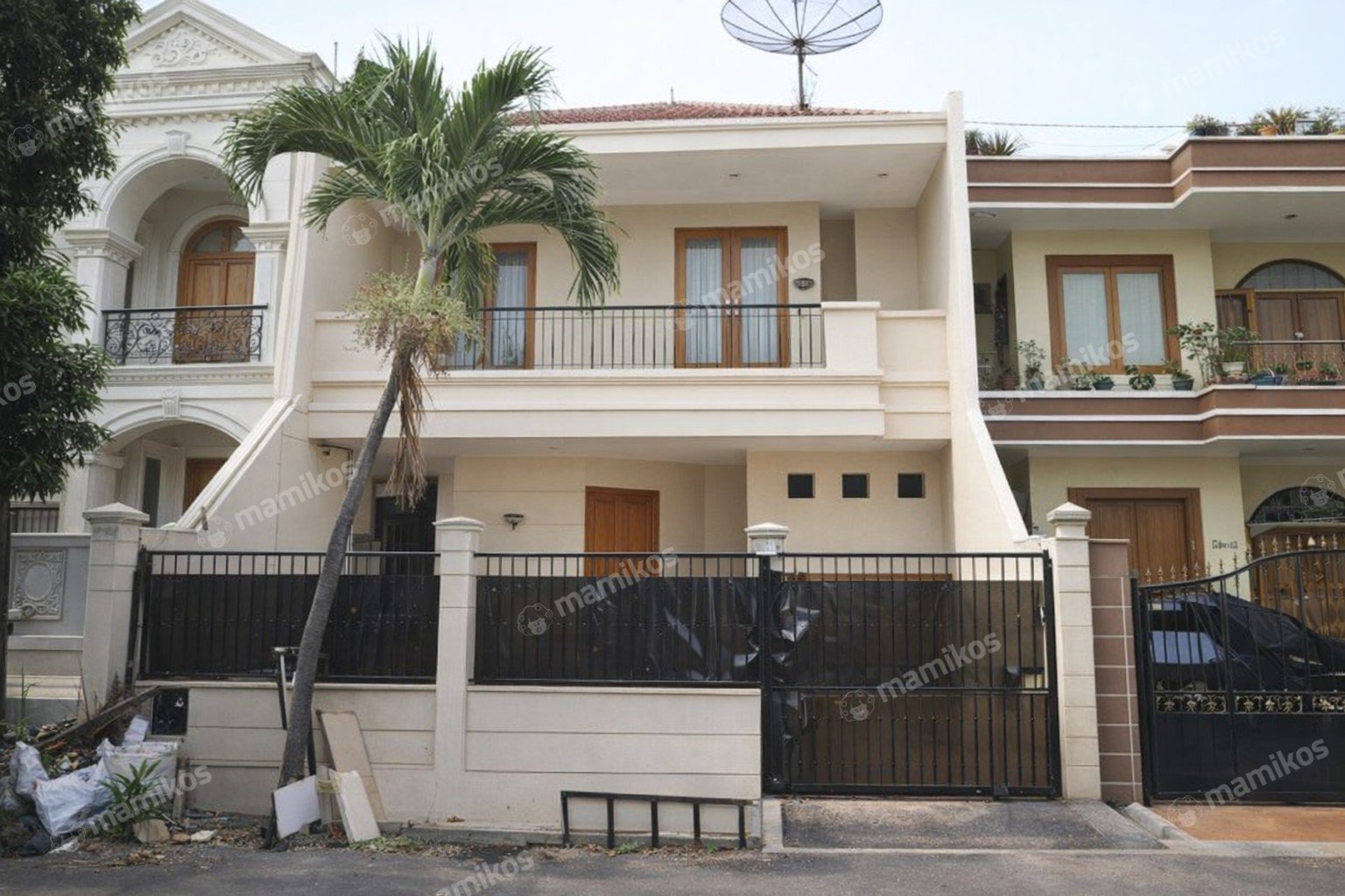 Rumah Puri Indah Jakarta Barat