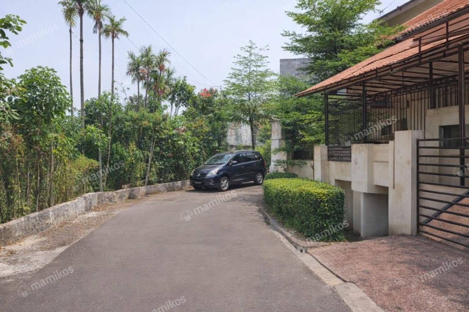 Rumah Sertifikat SHM 3 Kamar Tidur 2 Kamar Mandi Kebon Jeruk Jakarta Barat - Photo 3