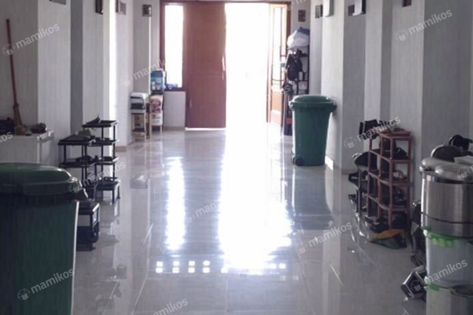 Rumah Sertifikat SHM 23 Kamar Tidur 23 Kamar Mandi Utan Kayu Jakarta Timur