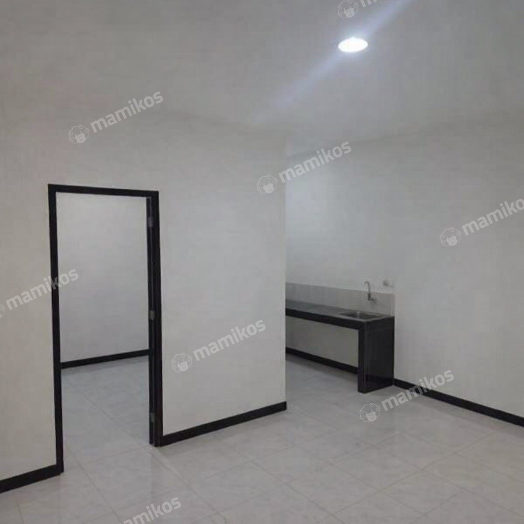 Rumah Sertifikat SHM 3 Kamar Tidur 4 Kamar Mandi Citra Garden Jakarta Barat - Photo 2