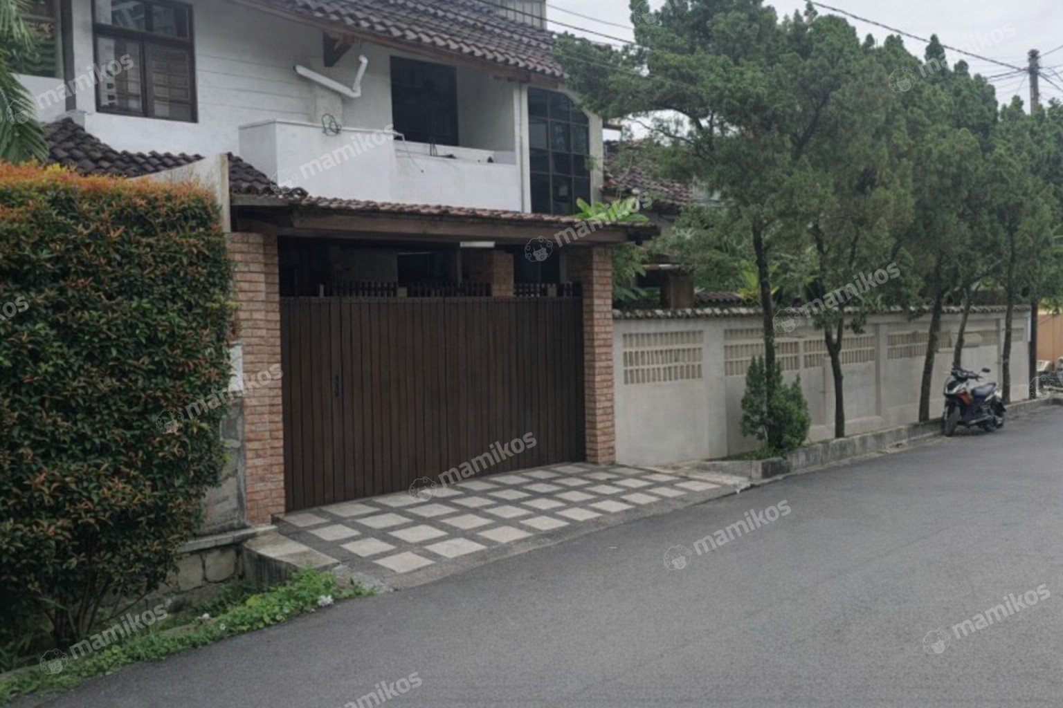 Rumah 4KT 2KM Lebak Bulus Jakarta Selatan