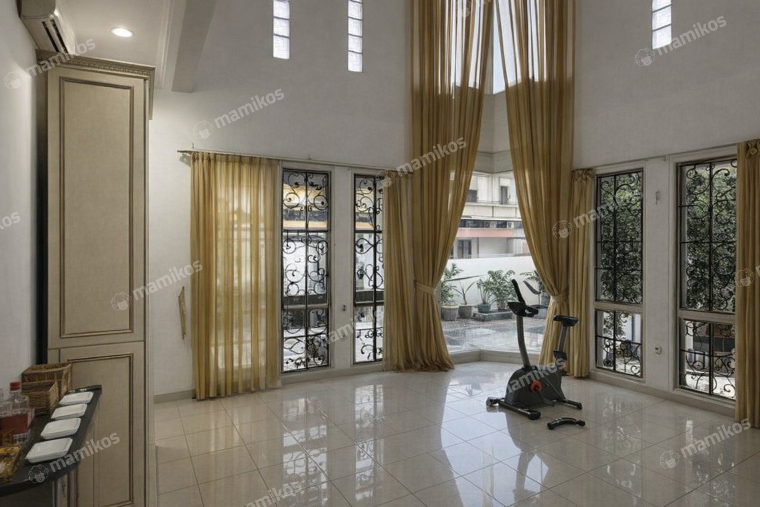 Rumah Sertifikat SHM 4 Kamar Tidur 3 Kamar Mandi Kembangan Jakarta Barat