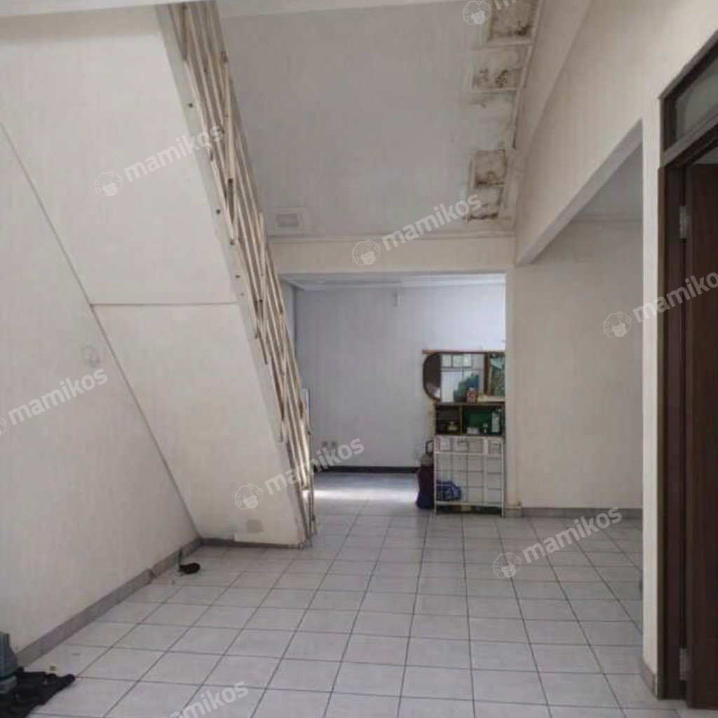 Rumah 4 Kamar Tidur 3 Kamar Mandi 2 Lantai Metland Puri Jakarta Barat - Photo 2
