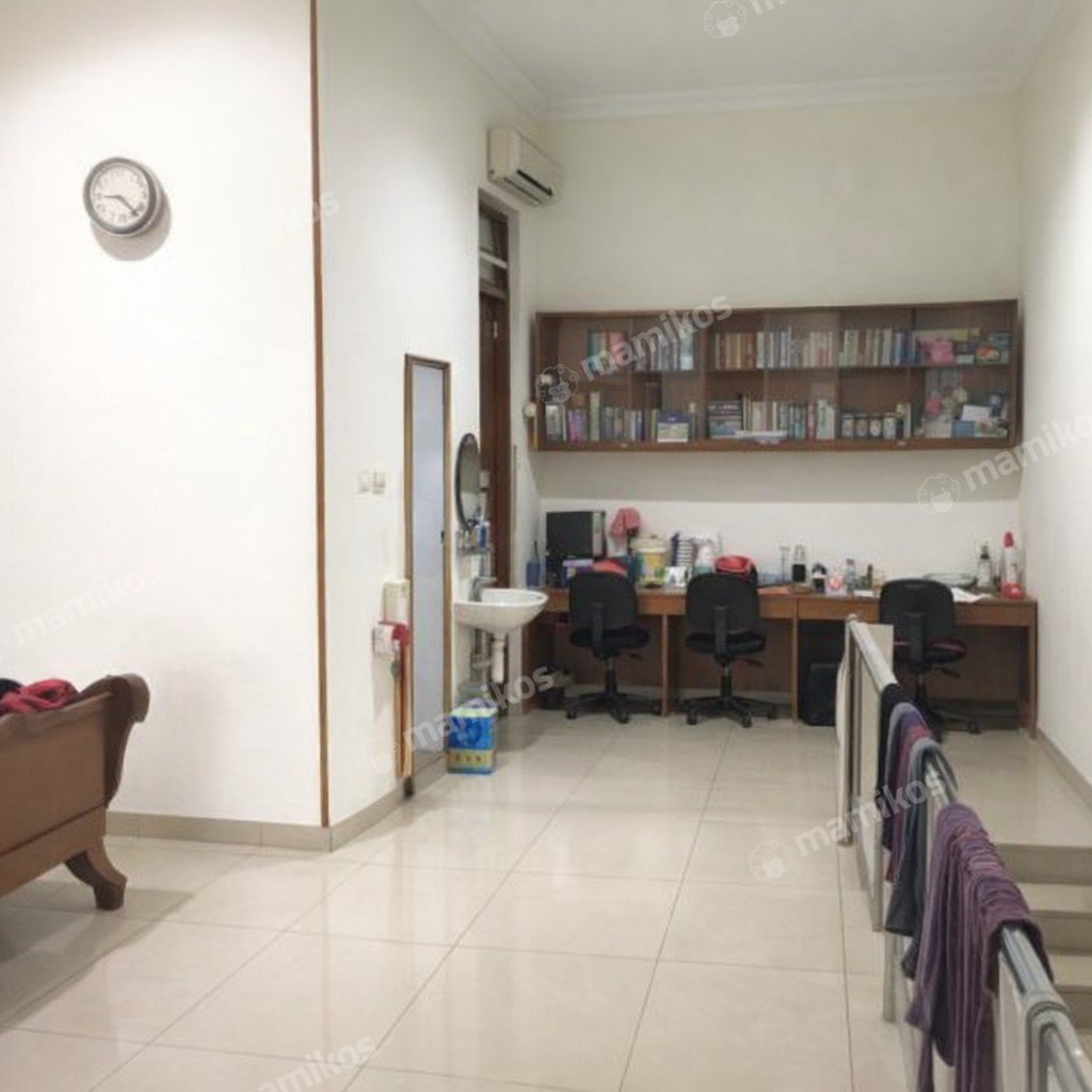 Rumah Sertifikat SHM 4 Kamar Tidur 3 Kamar Mandi Cengkareng Jakarta Barat - Photo 5