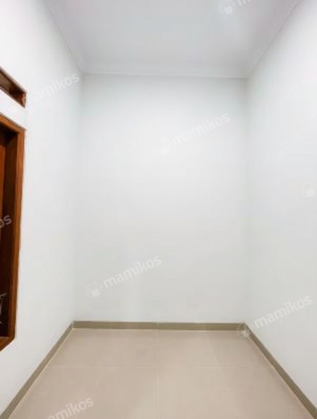 Rumah Sertifikat SHM 3 Kamar Tidur 2 Kamar Mandi Summarecon Bekasi Bekasi - Photo 3