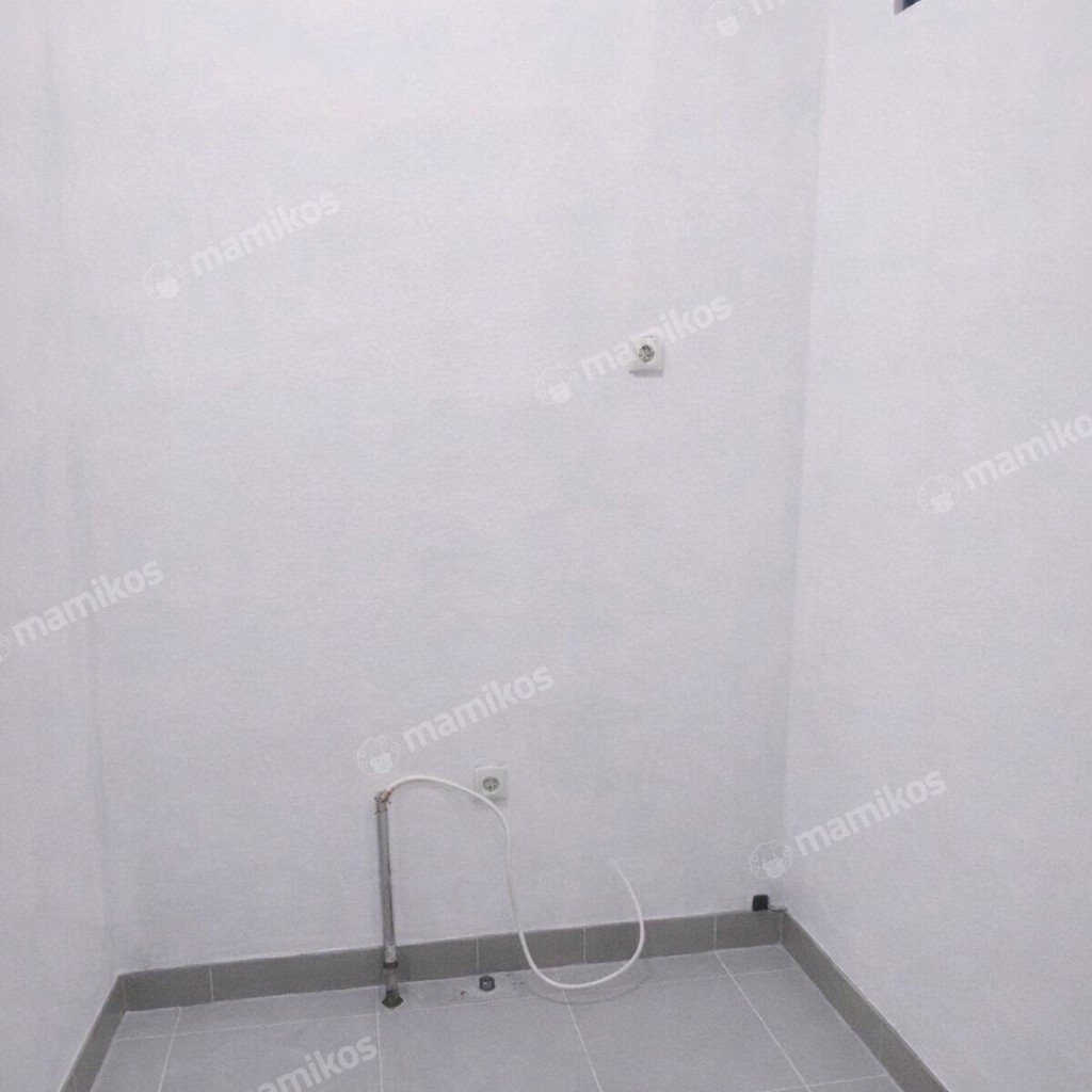 Rumah Sertifikat SHM 3 Kamar Tidur 2 Kamar Mandi Cijantung Jakarta Timur - Photo 2