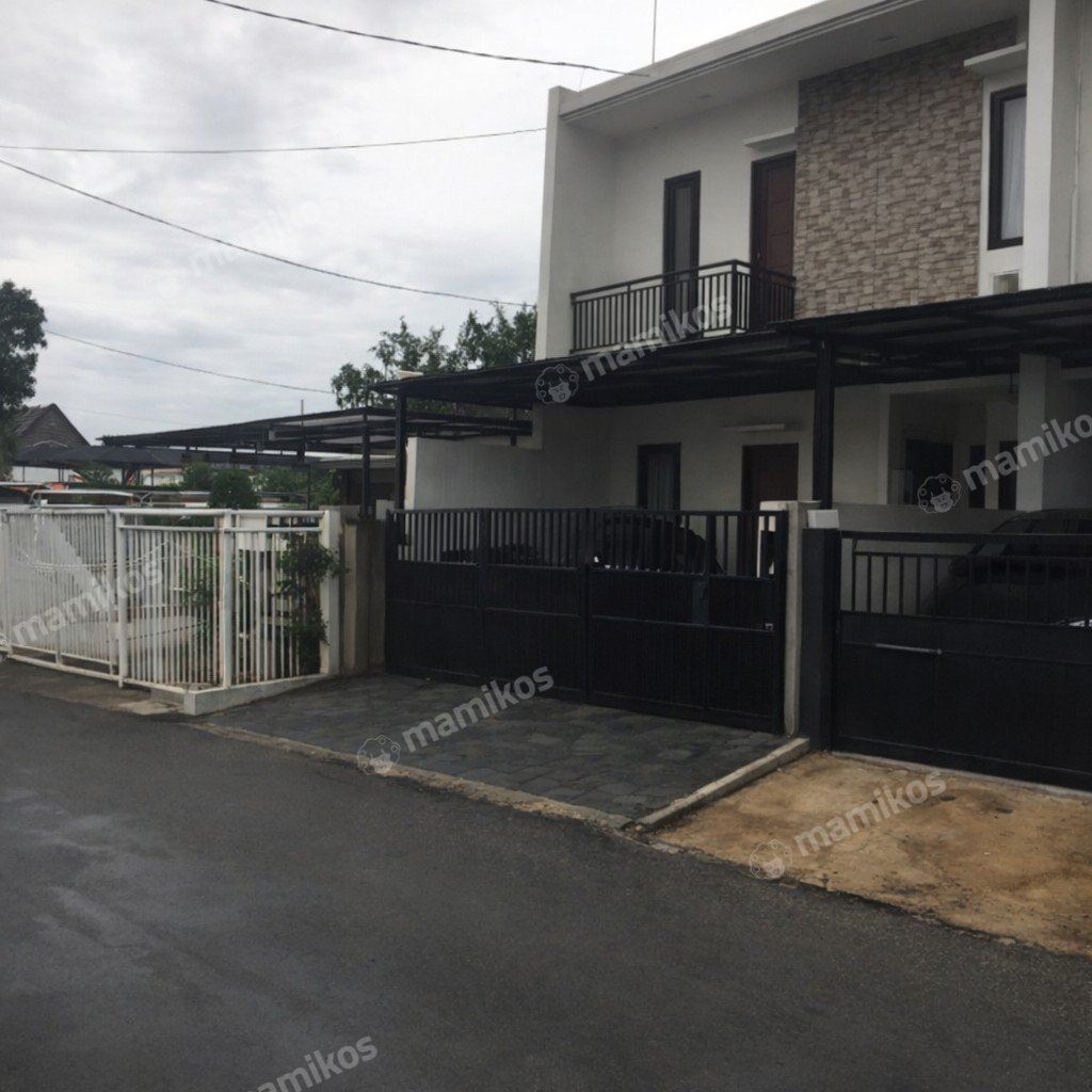 Rumah Sertifikat SHM 4 Kamar Tidur 4 Kamar Mandi Tebet Jakarta Selatan - Photo 2