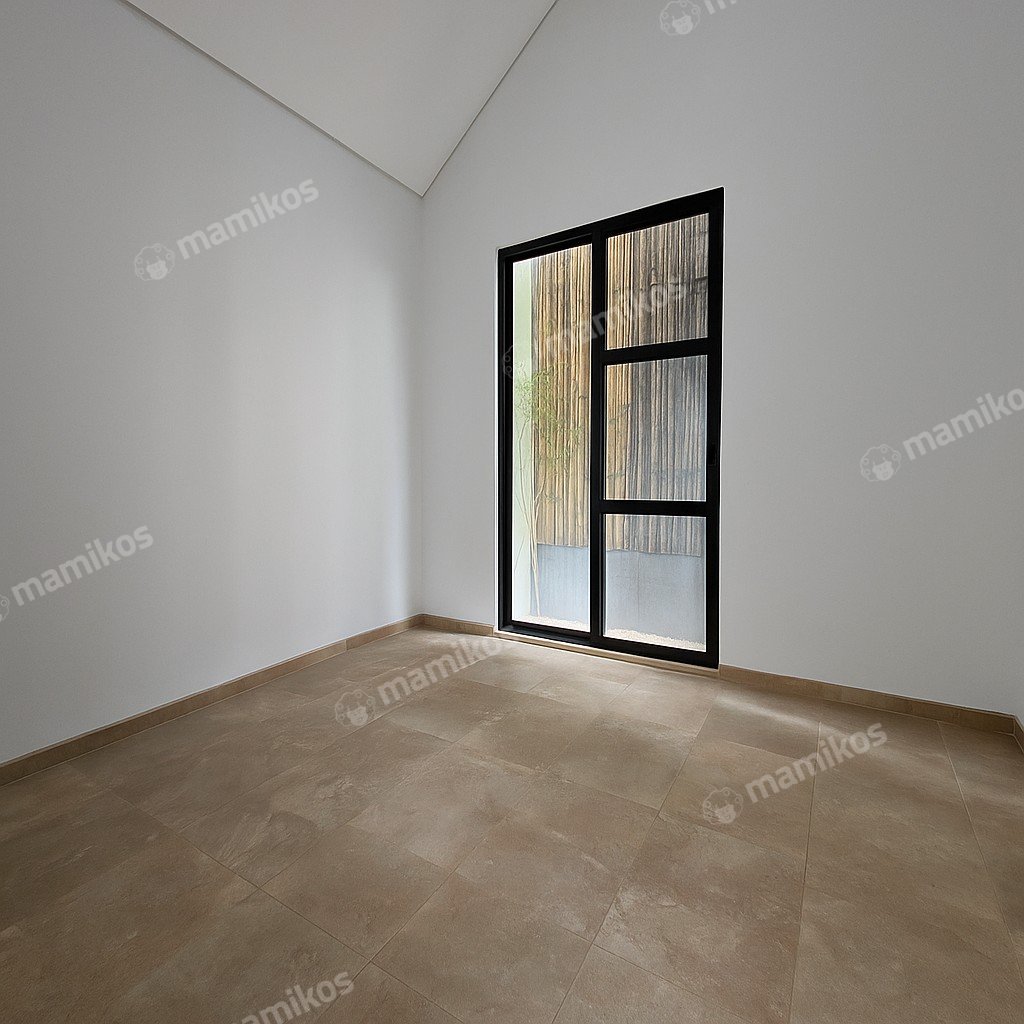 Rumah 4 Kamar Tidur 4 Kamar Mandi 2 Lantai Kemang Jakarta Selatan - Photo 4