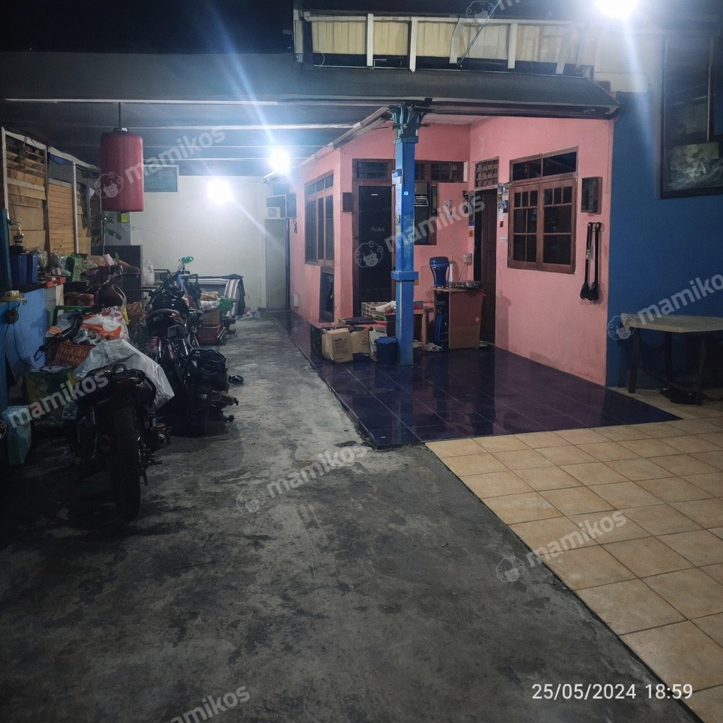 Rumah Sertifikat SHM 4 Kamar Tidur 4 Kamar Mandi Sektor 5-Bintaro Jakarta Selatan - Photo 2
