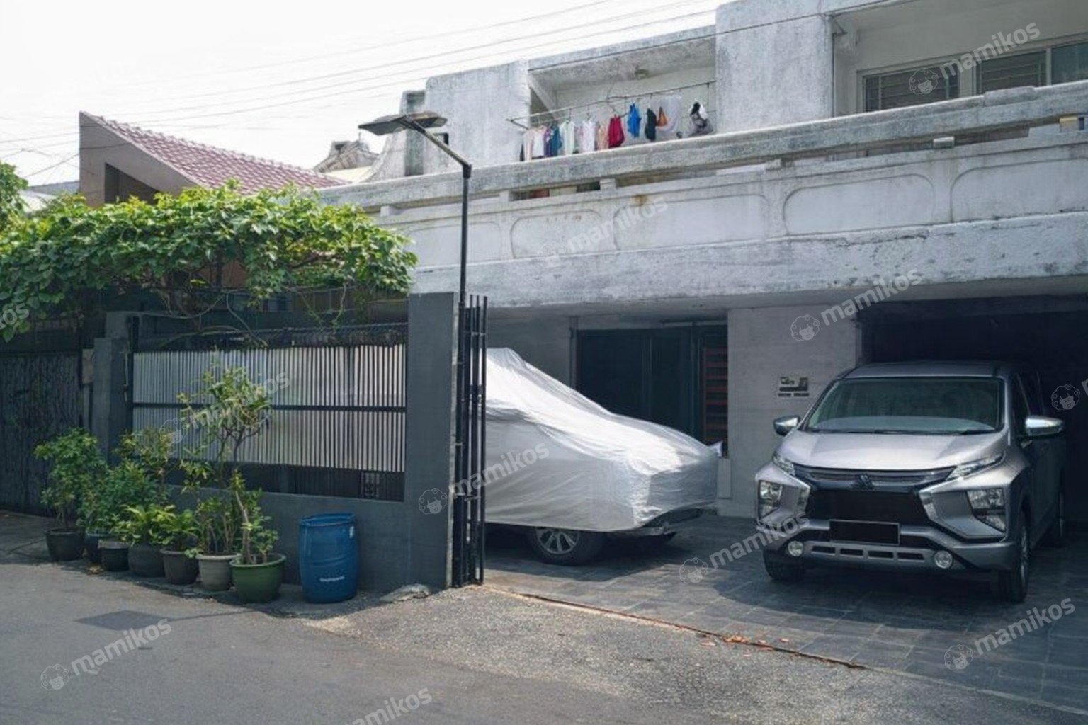 Rumah 5KT 4KM Tomang Jakarta Barat