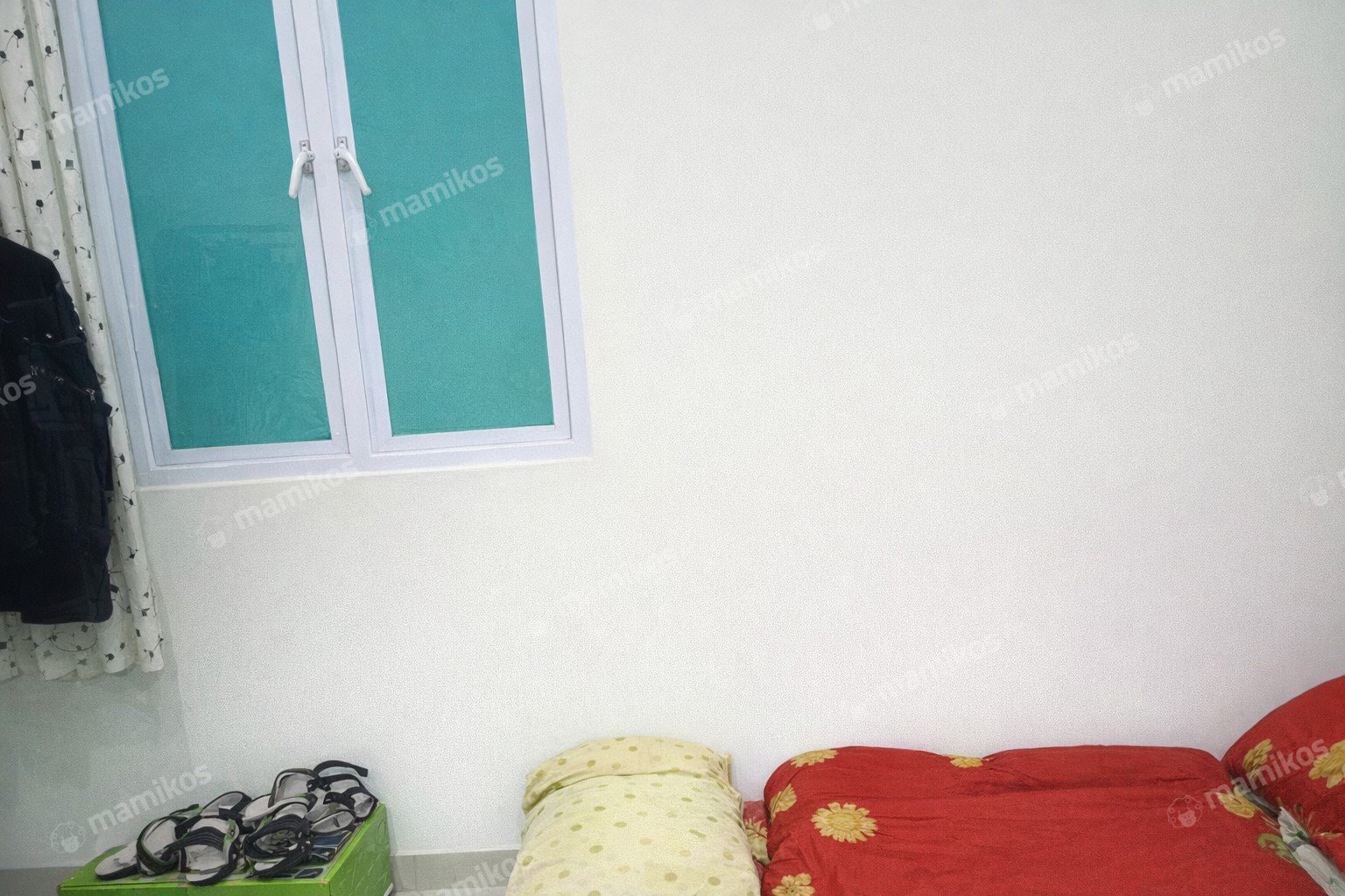 Rumah Sertifikat SHM 6 Kamar Tidur 4 Kamar Mandi Pegadungan Jakarta Barat - Photo 2
