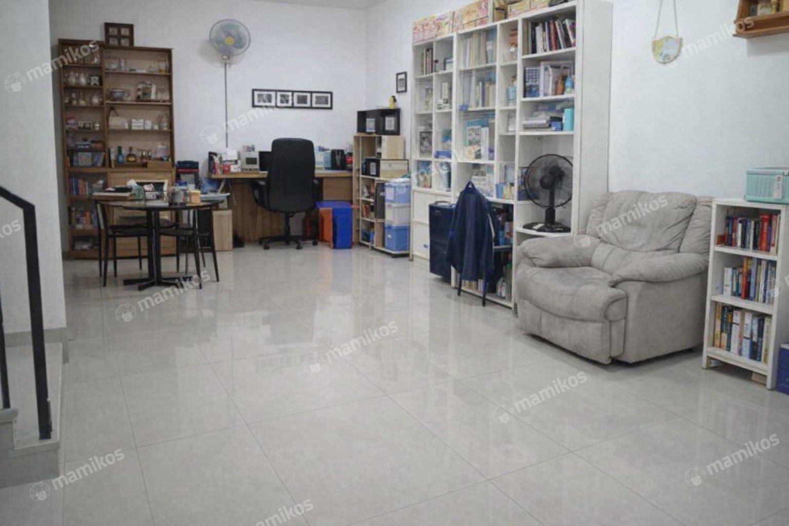 Rumah Sertifikat SHM 6 Kamar Tidur 4 Kamar Mandi Pegadungan Jakarta Barat - Photo 4
