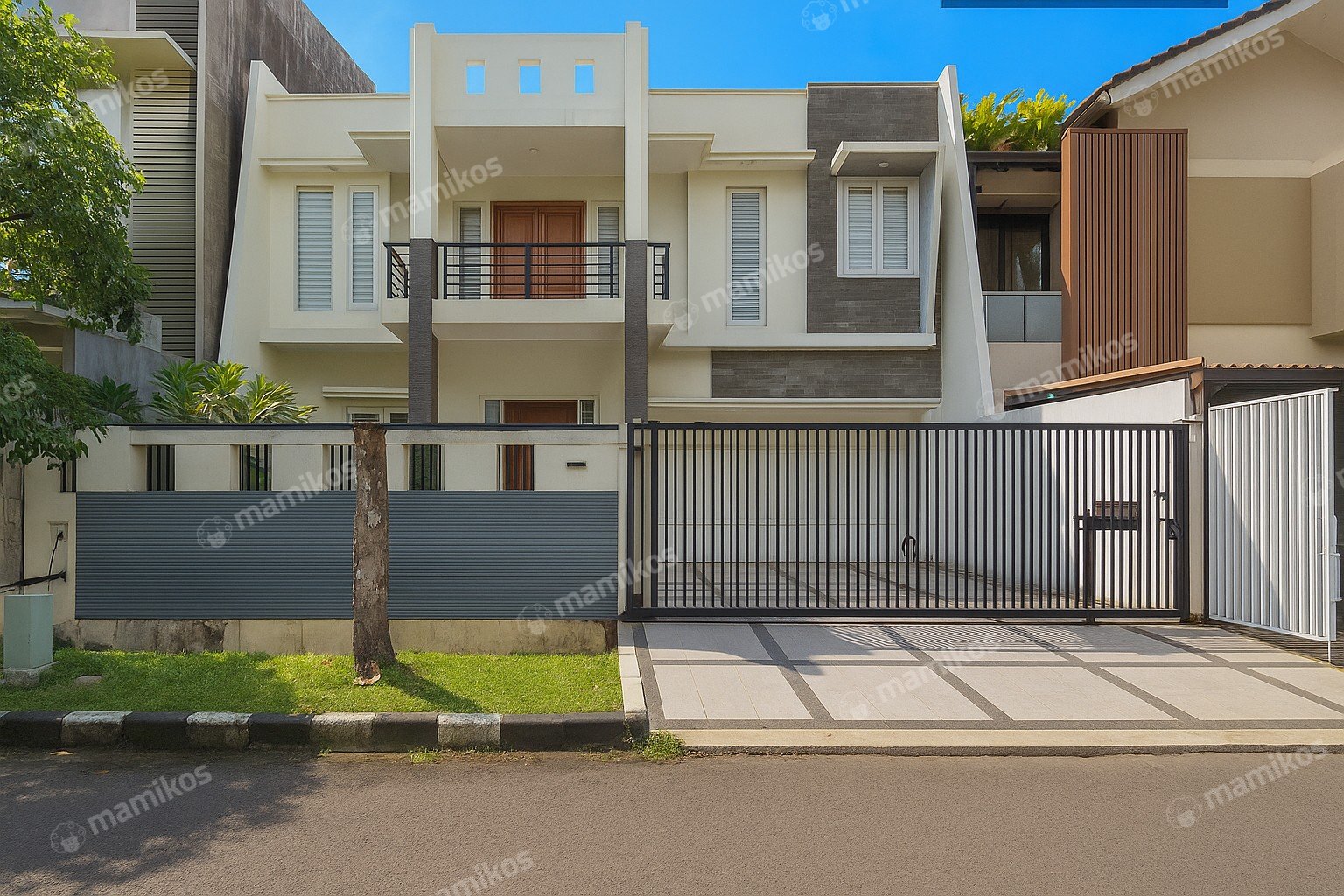 Rumah Sertifikat SHM 5 Kamar Tidur 3 Kamar Mandi Permata Buana Jakarta Barat