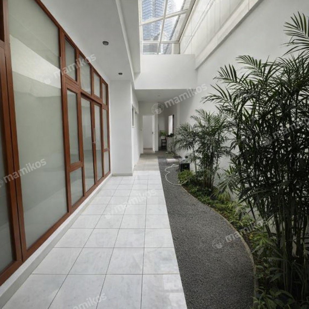 Rumah Sertifikat SHM 4 Kamar Tidur 4 Kamar Mandi Kebayoran Baru Jakarta Selatan - Photo 5