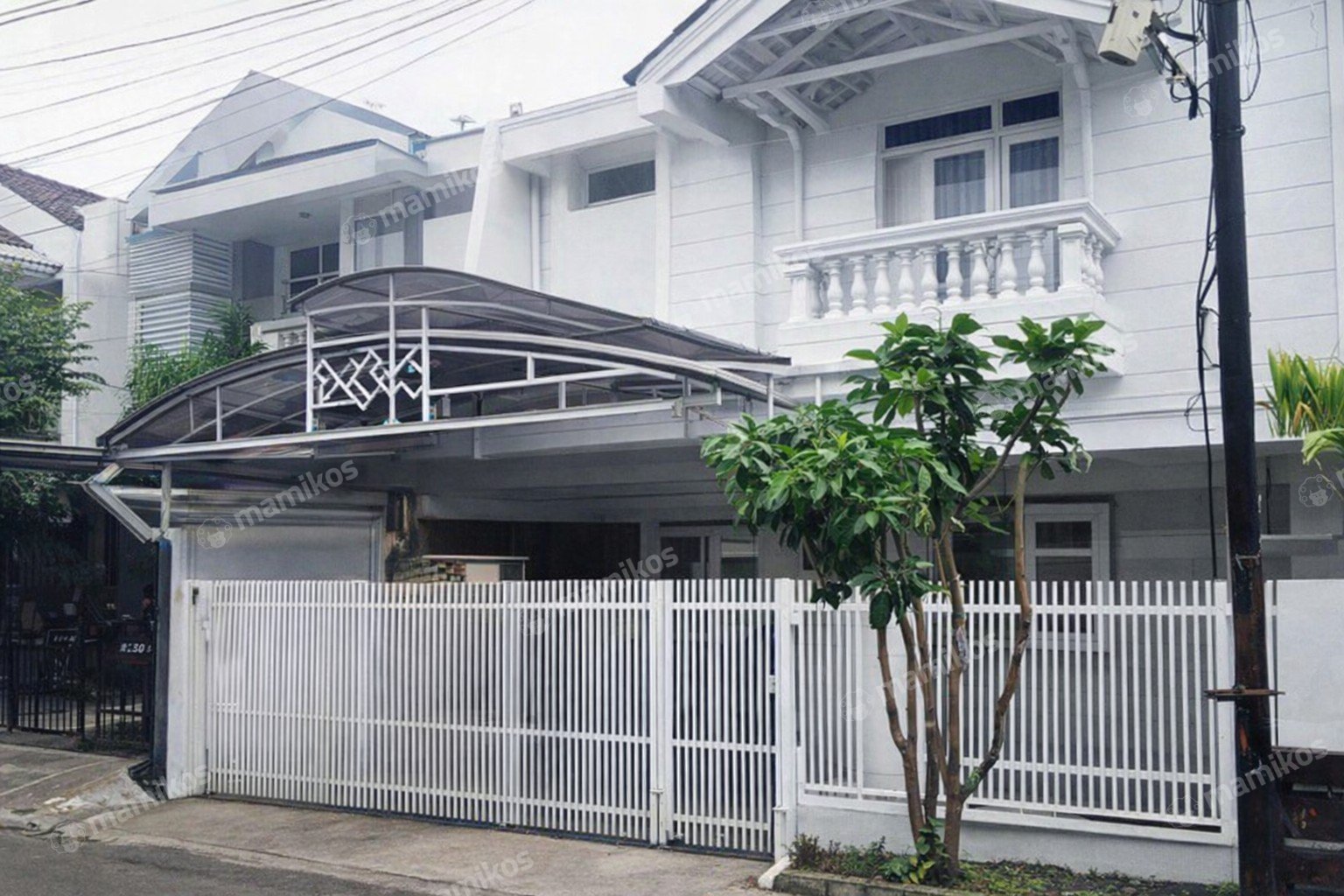 Rumah Sertifikat SHM 4 Kamar Tidur 3 Kamar Mandi Kelapa Gading Jakarta Utara