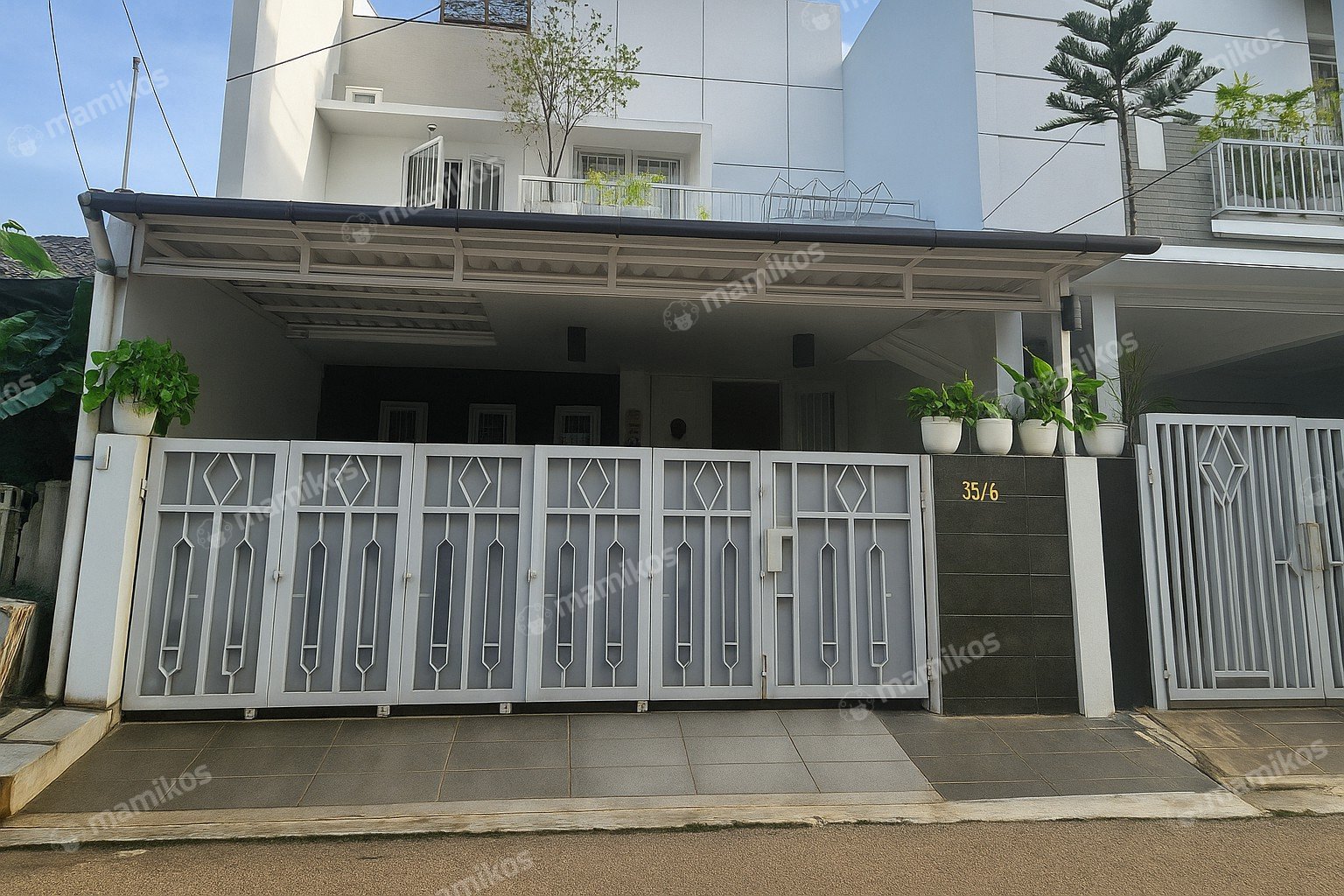 Rumah Sertifikat SHM 4 Kamar Tidur 3 Kamar Mandi Pondok Kelapa Jakarta Timur